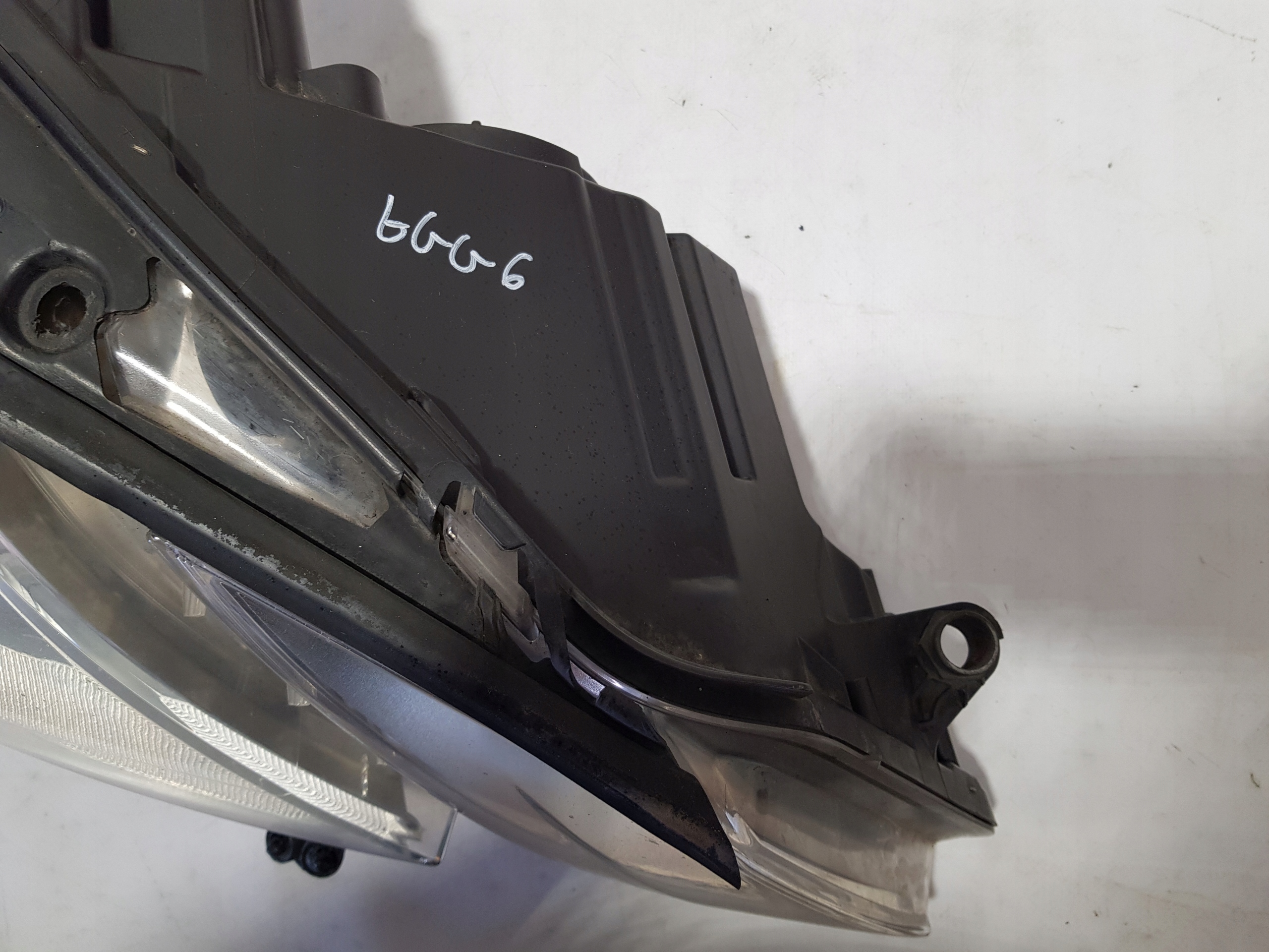 light XENON BI-XENON right front MERCEDES W207 C207