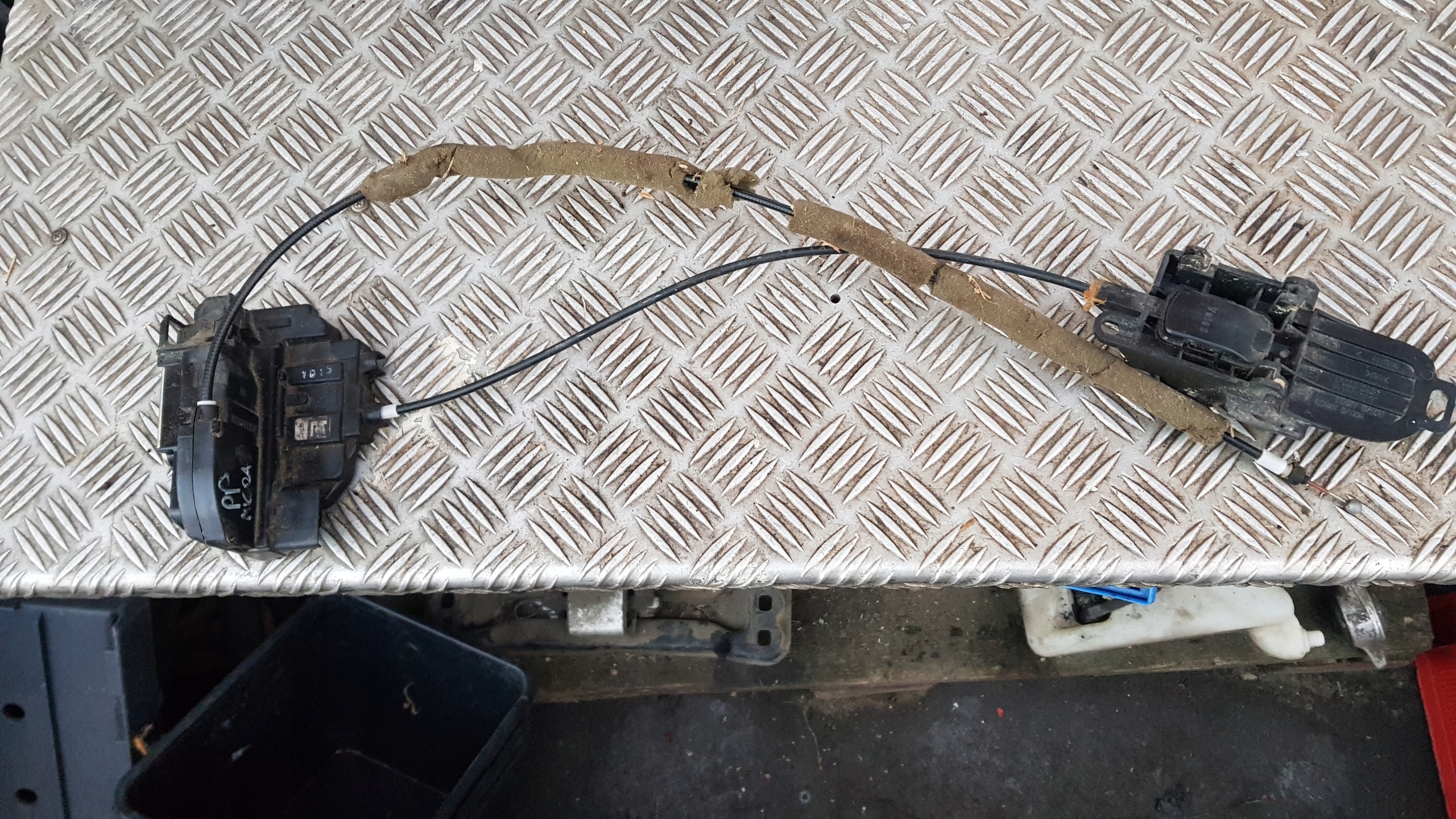 NISSAN MICRA K12 lock right front