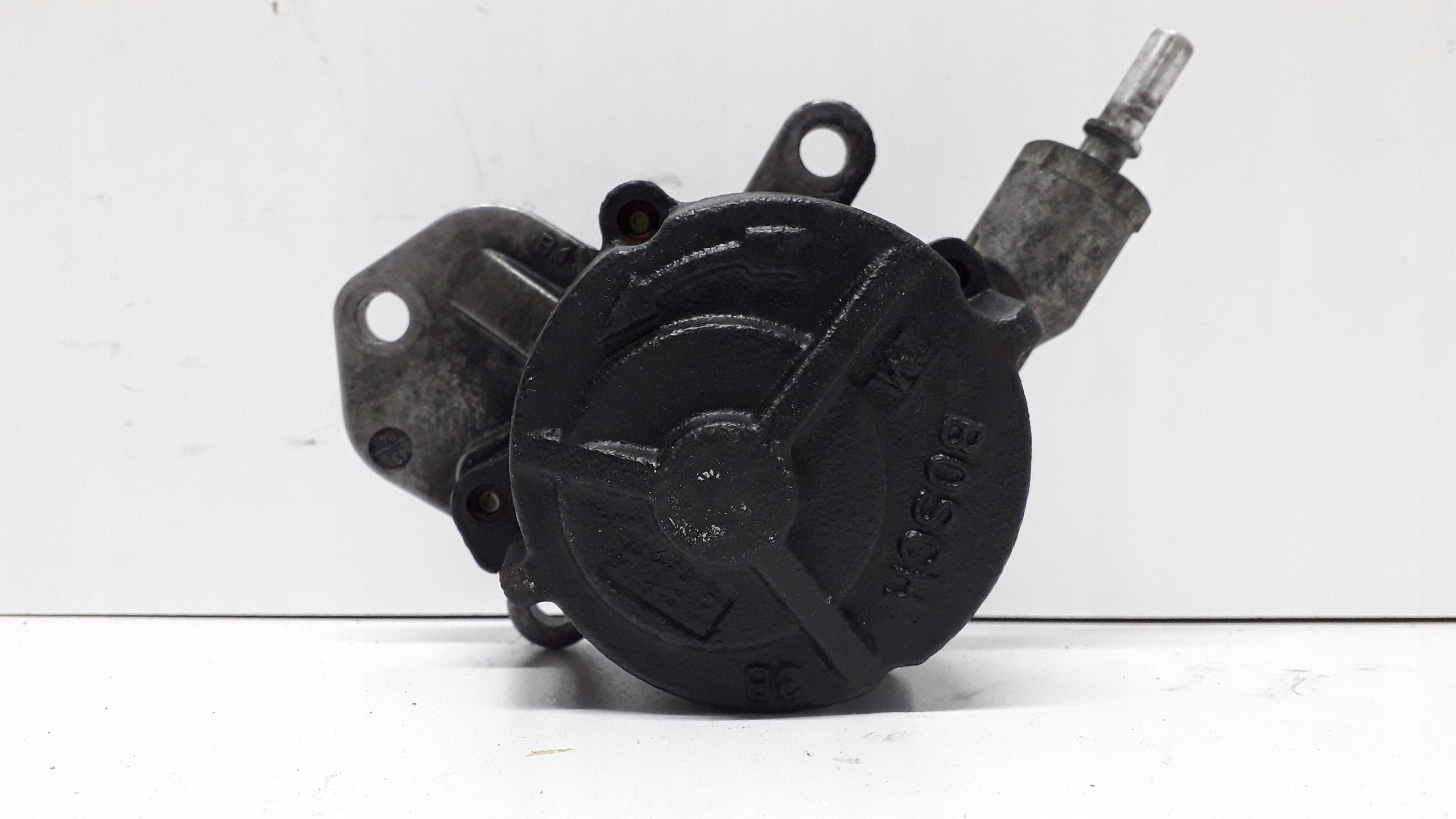 CITROEN PEUGEOT HDI POMPA VACUM BOSCH D143-1B