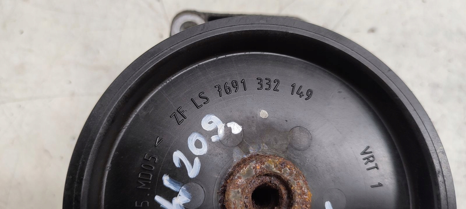 servo pump Mercedes W209 CLK 3,0 V6