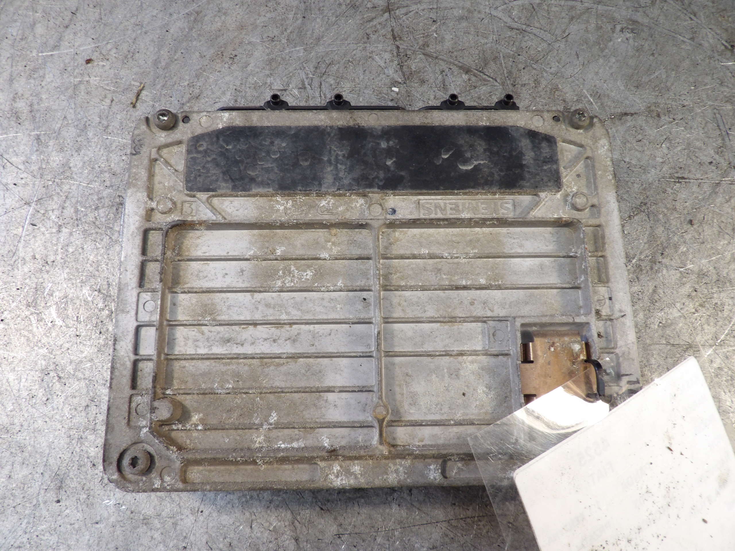 Skoda Felicja computer, control unit 047906030N 5WP432602 SIEMENS