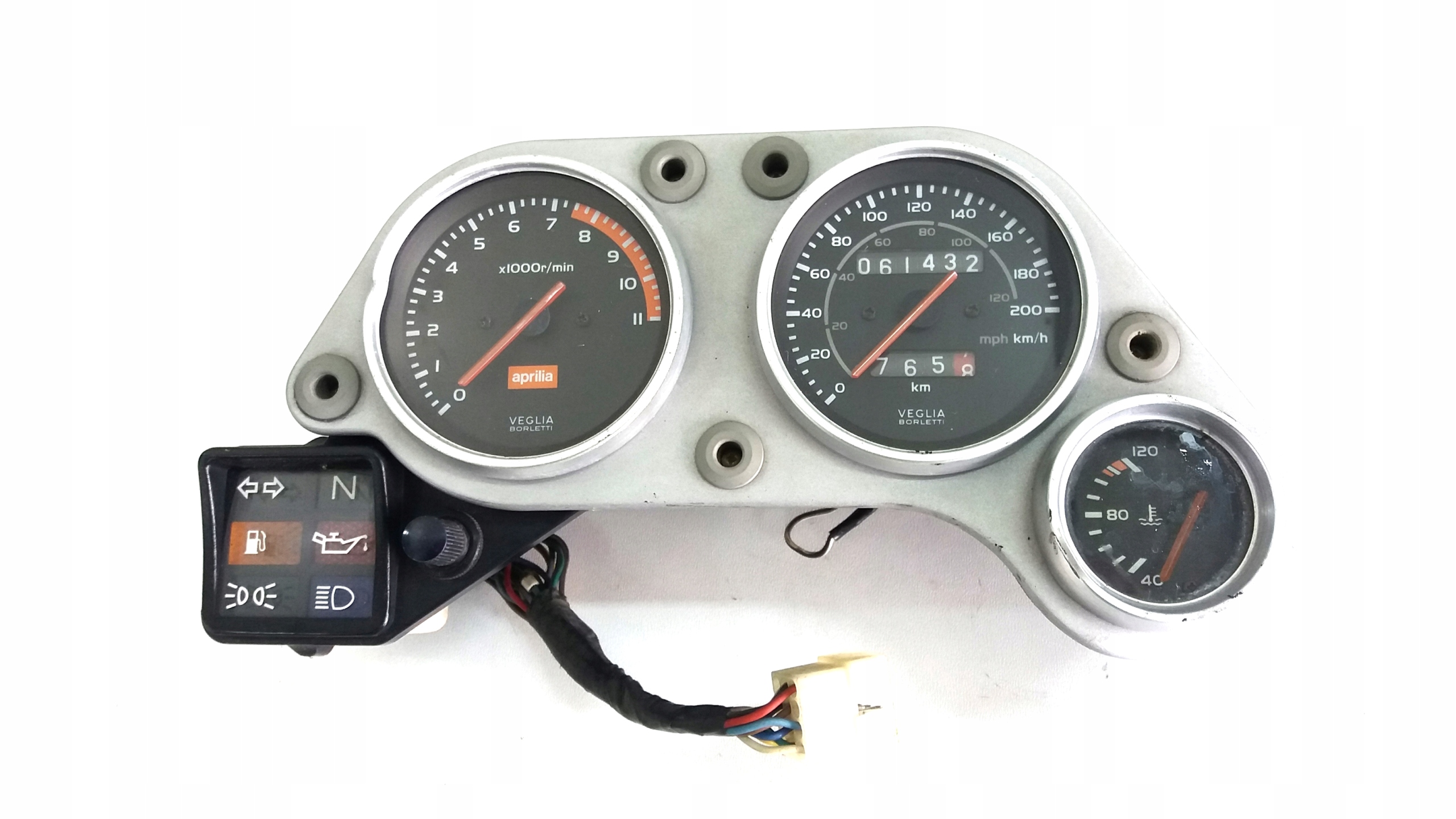 987666-977877737 - APRILIA PEGASO 650 счетчик часов