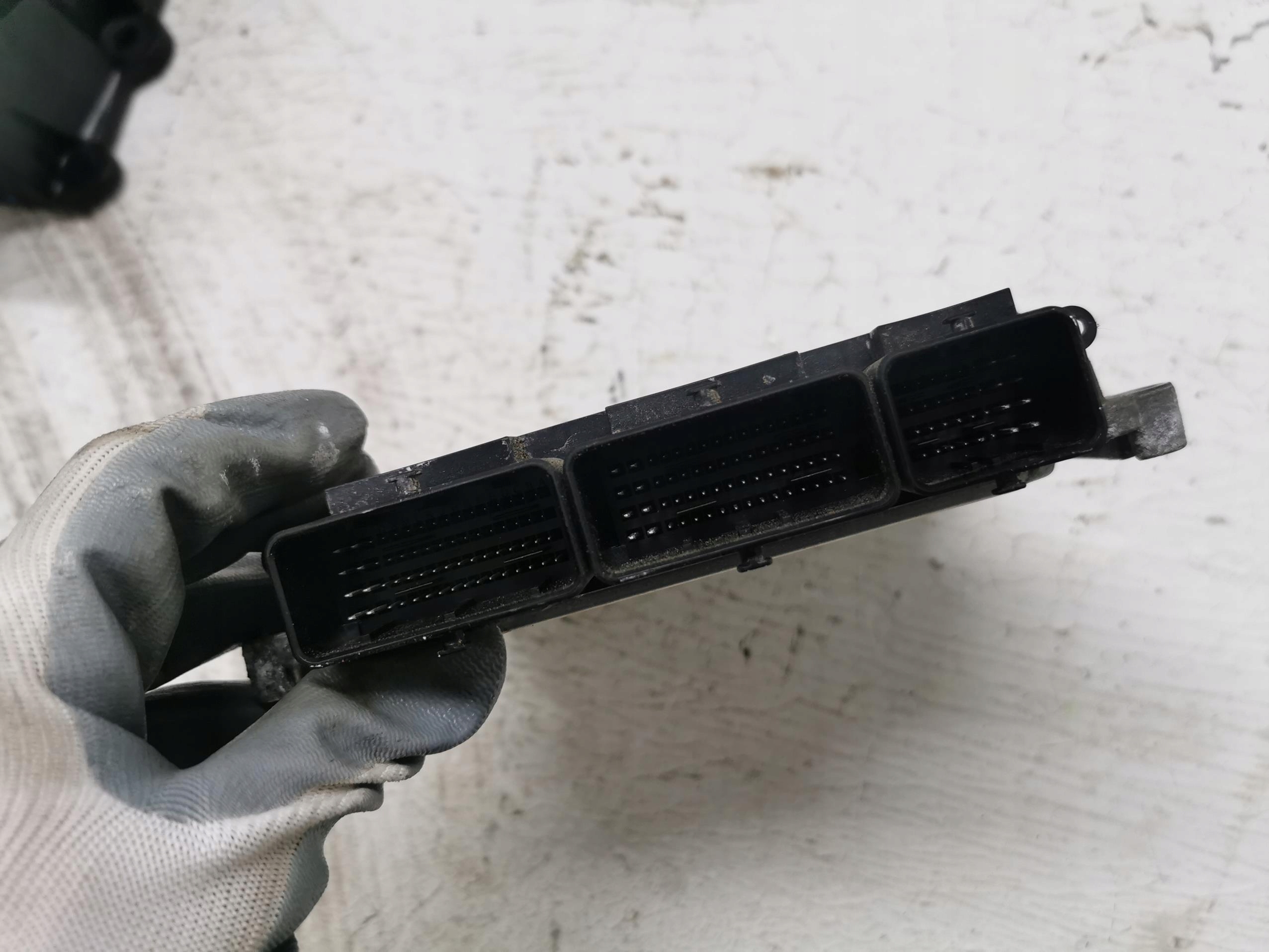 control unit of the engine RENAULT MEGANE III 1.6 DCI 08-16