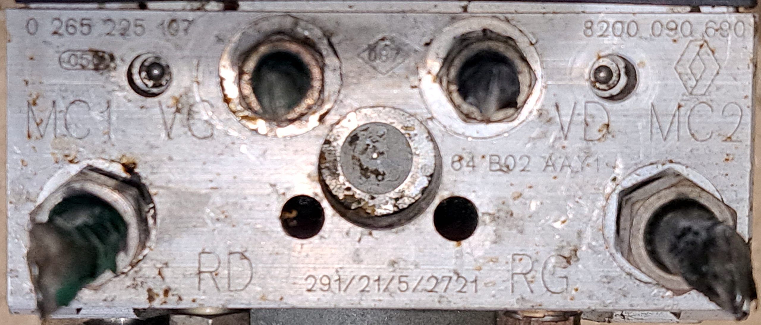 Alt