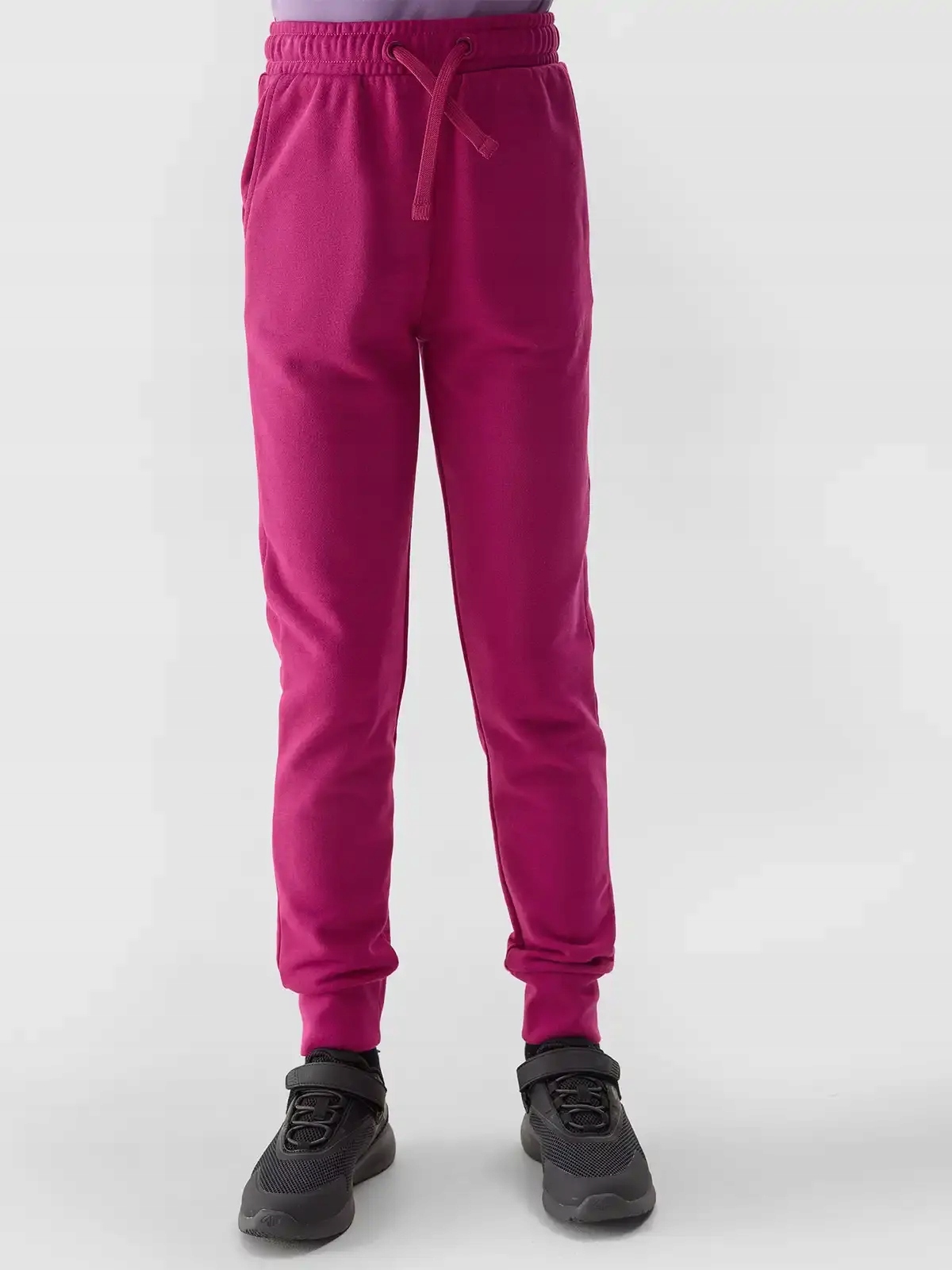 SPODNIE DRESOWE DZIEWCZĘCE 4F JUNIOR DRESY ODDYCHAJĄCA BAWEŁNA SS24F587 Wiek dziecka 5 lat +