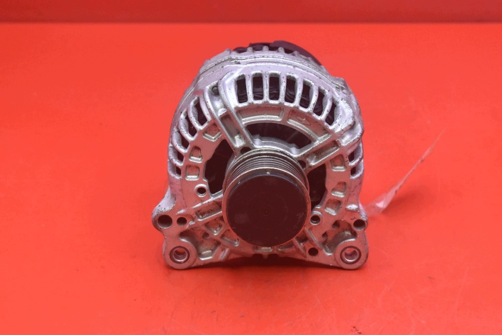 alternator 06F903023F VW JETTA 5 V 1.9 TDI 105 KM 05-11