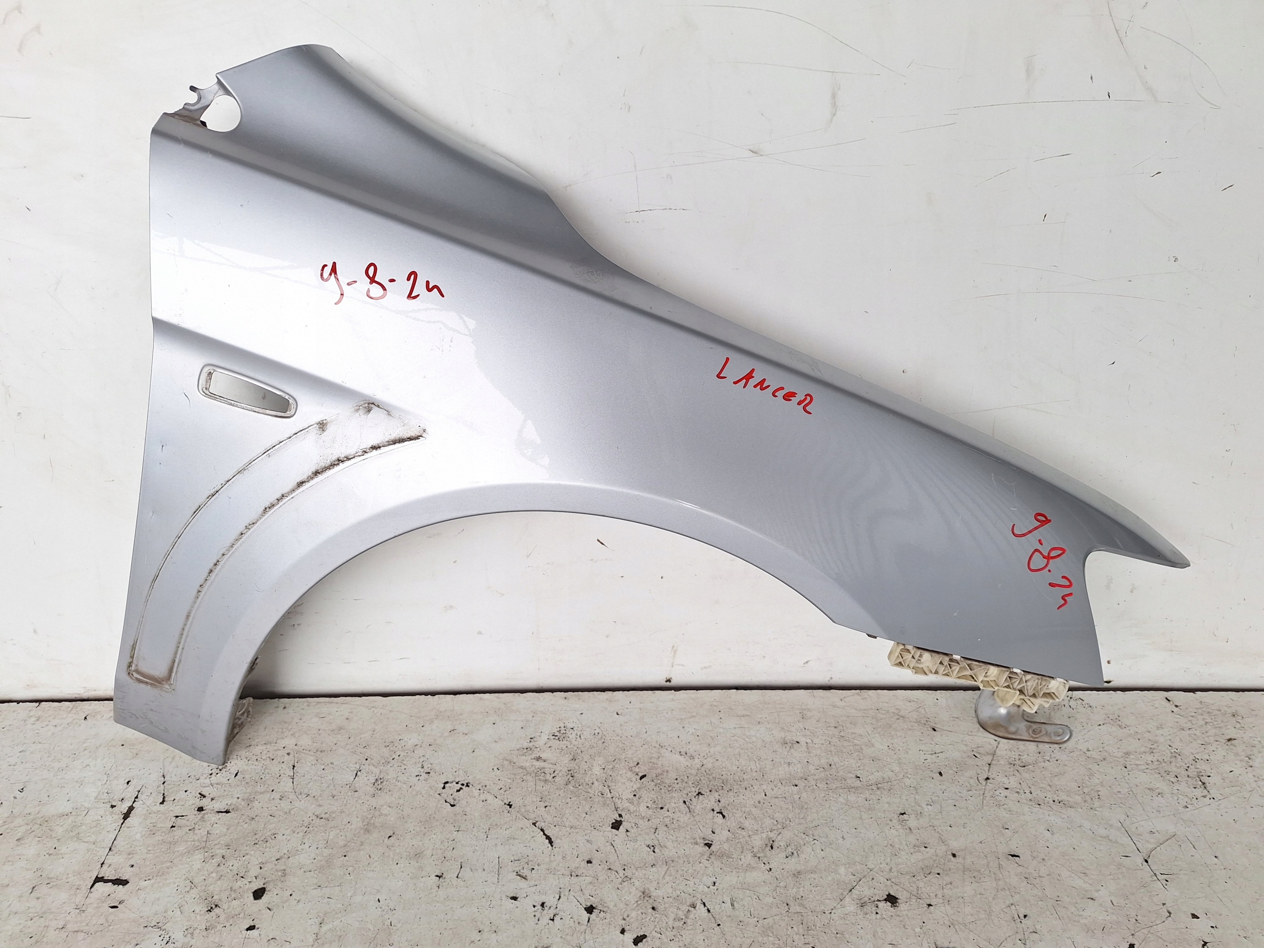 MITSUBISHI LANCER X Berline 07-15 Aile Droite A31