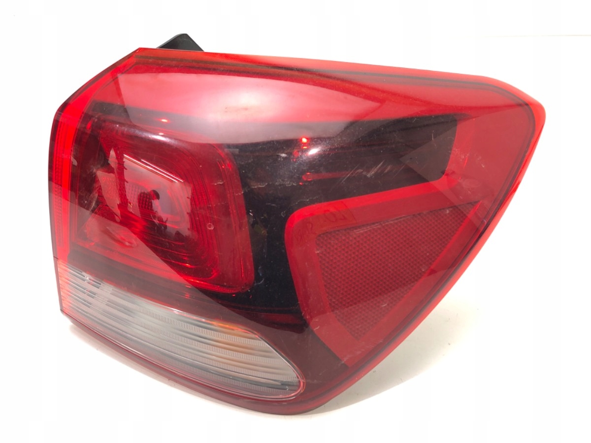 LAMPA PRAWY TYŁ KIA RIO IV Hatchback
