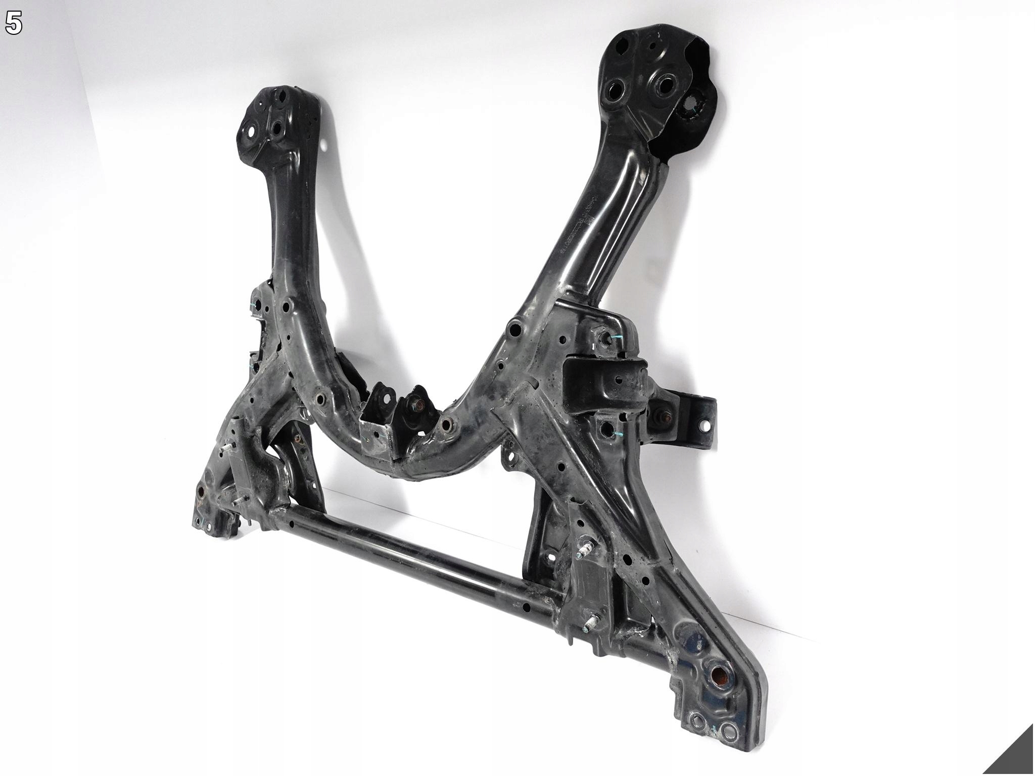 TESLA MODEL 3 / MODEL Y subframe sider axle beam RAMA of the engine axle beam front