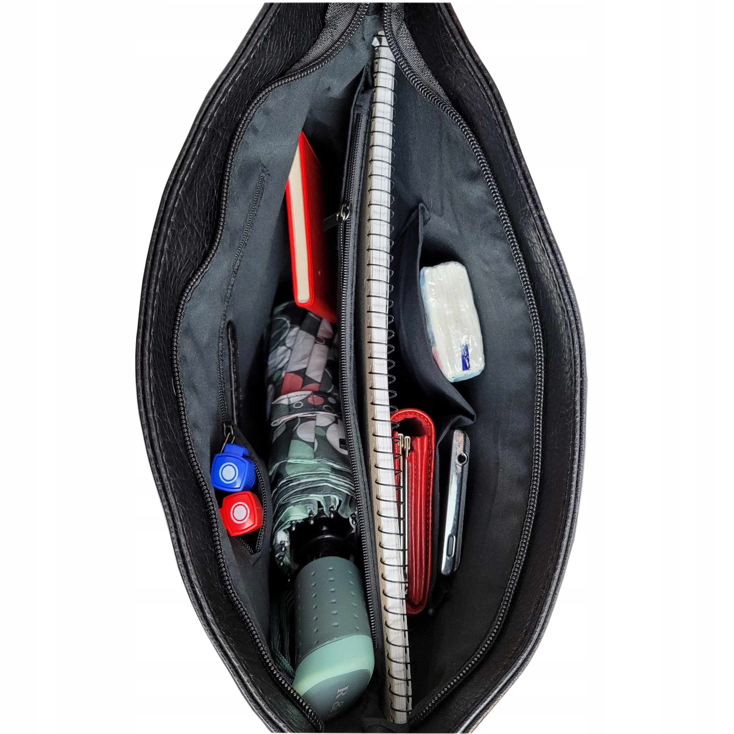 Torebka listonoszka długi pasek torba damska na ramię czarna lekka miękka Materiał dominujący skóra ekologiczna