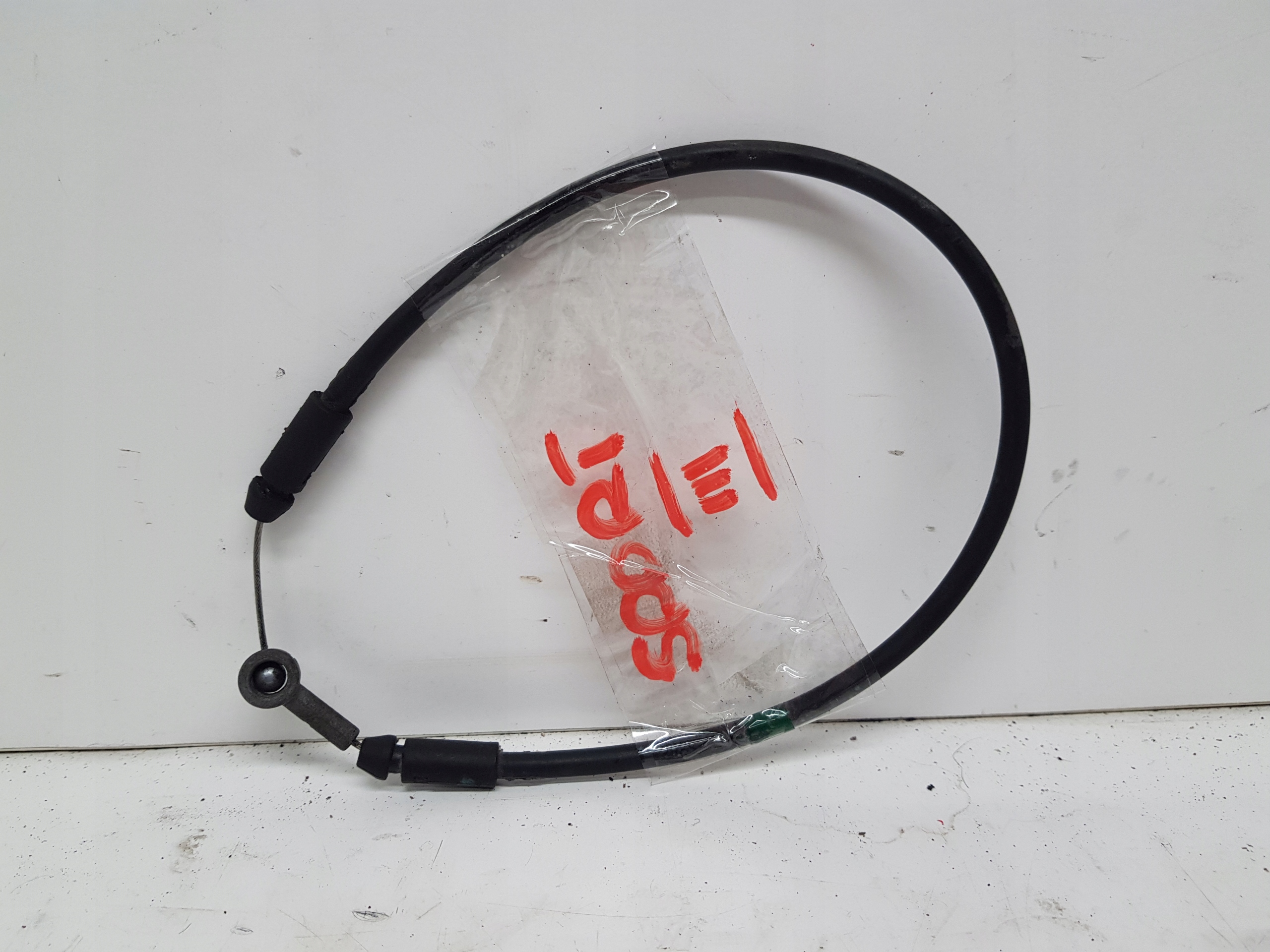 KIA SPORTAGE III ТРОС ТРОС КАПОТА 2010-