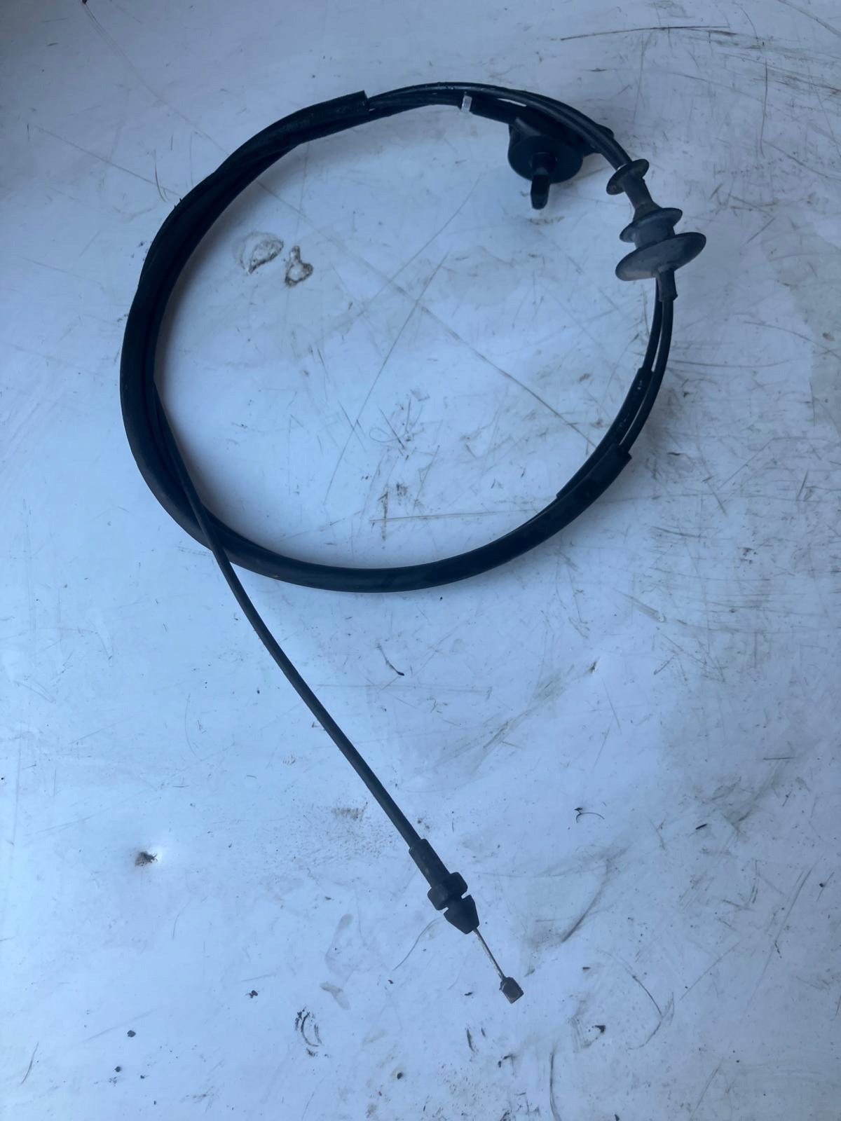 Câble pour l’ouverture du capot RENAULT LATITUDE