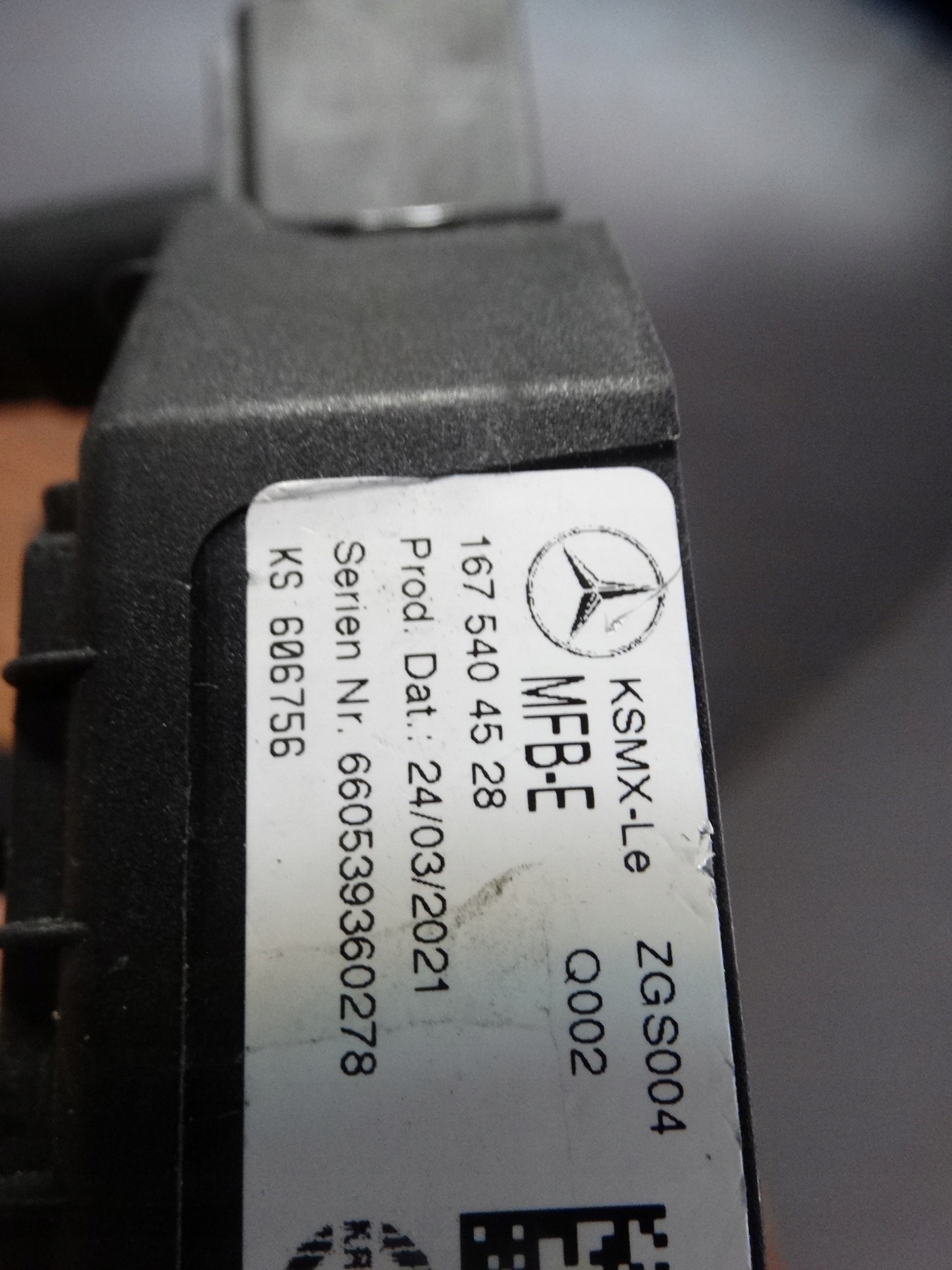 IDEALNA MODULE FUSIBLES MERCEDES W167 1