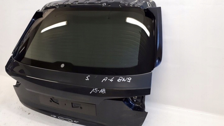 AUDI A4 2015 COMBI KLAPA TYŁ Typ samochodu Samochody osobowe