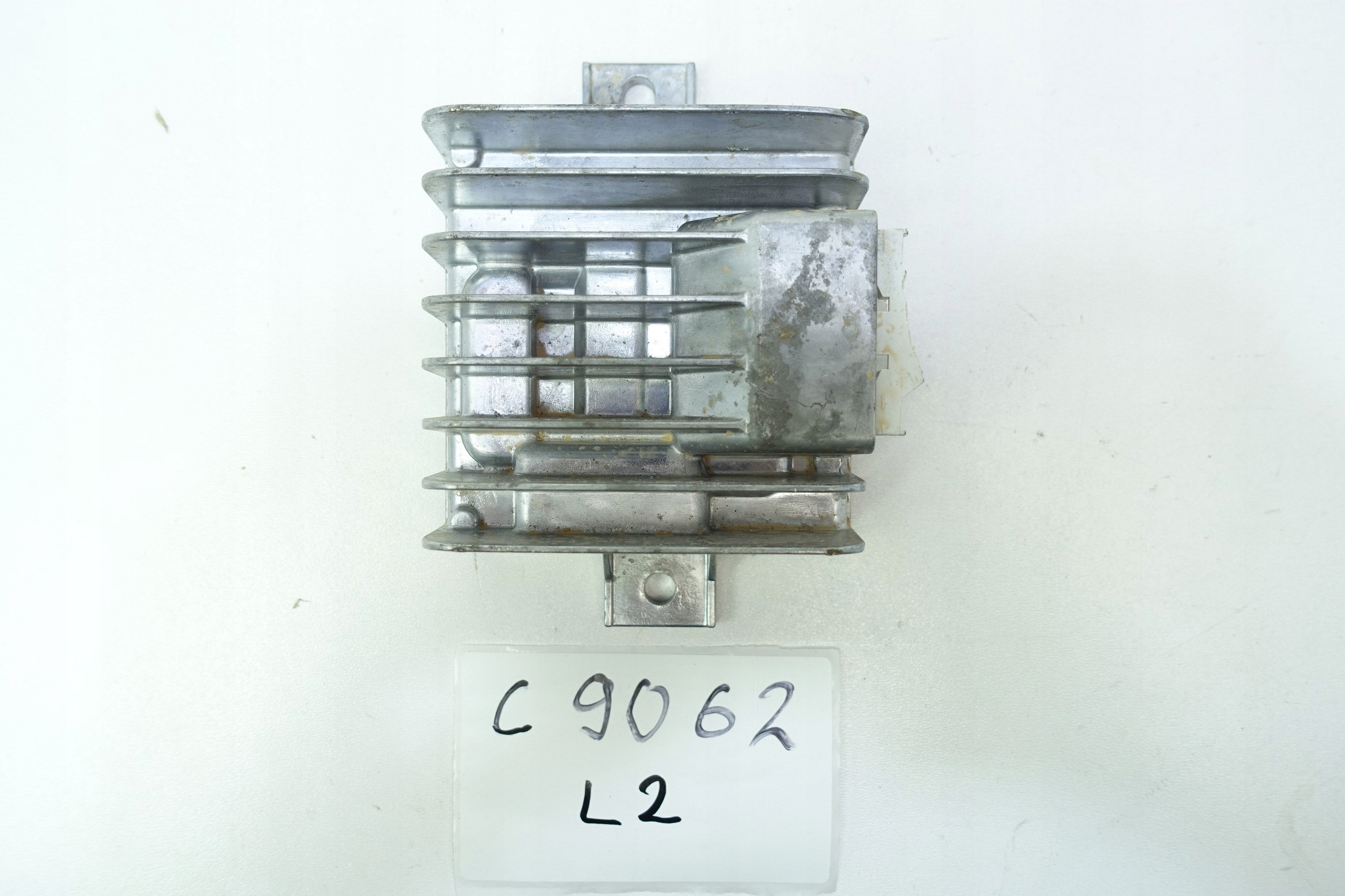 amplifier HARMAN MERCEDES W223 W447 A2439008400