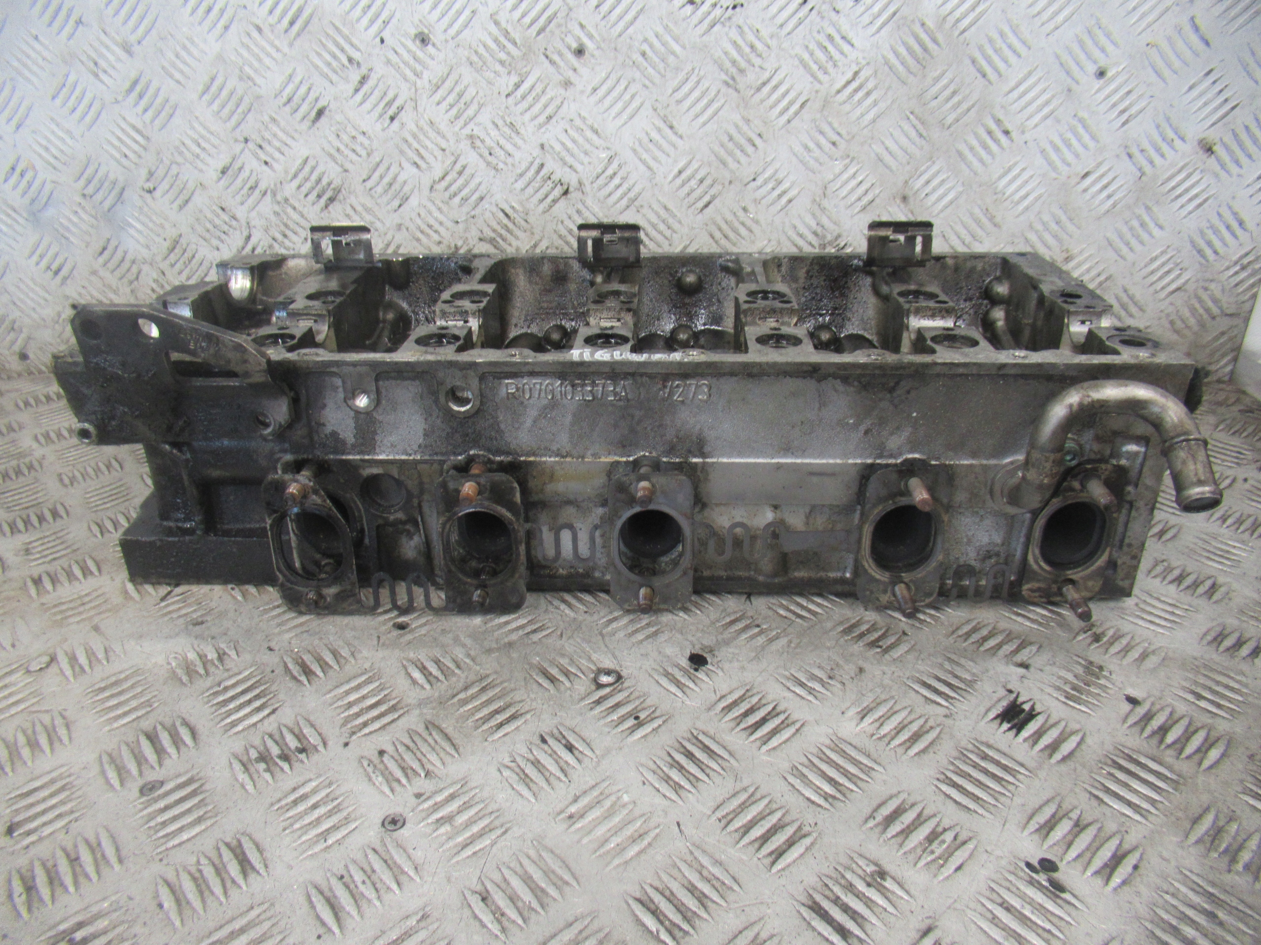 TESTATA VOLKSWAGEN TOUAREG 070103373A 5.0 TDI