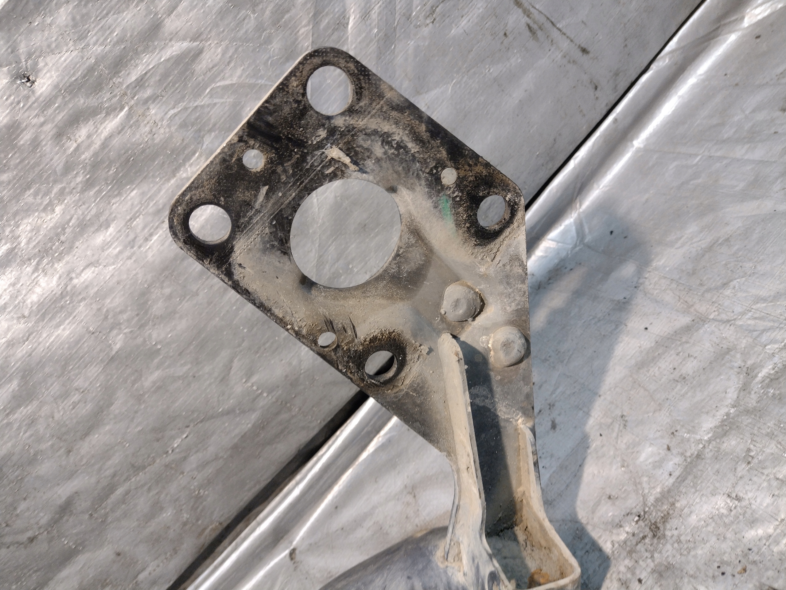 sider lower front Volkswagen Passat B5 przedlift 1,6B 8D0199521M
