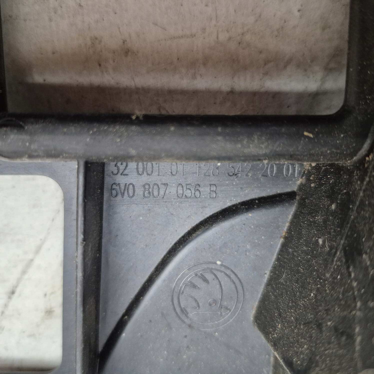 SKODA FABIA 3 III right bumper bracket front front