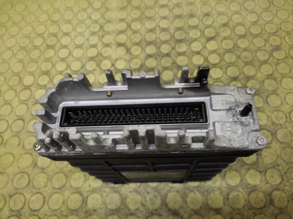 AUDI A4 B5 1.9 TDI control unit of the engine 0281001366/367