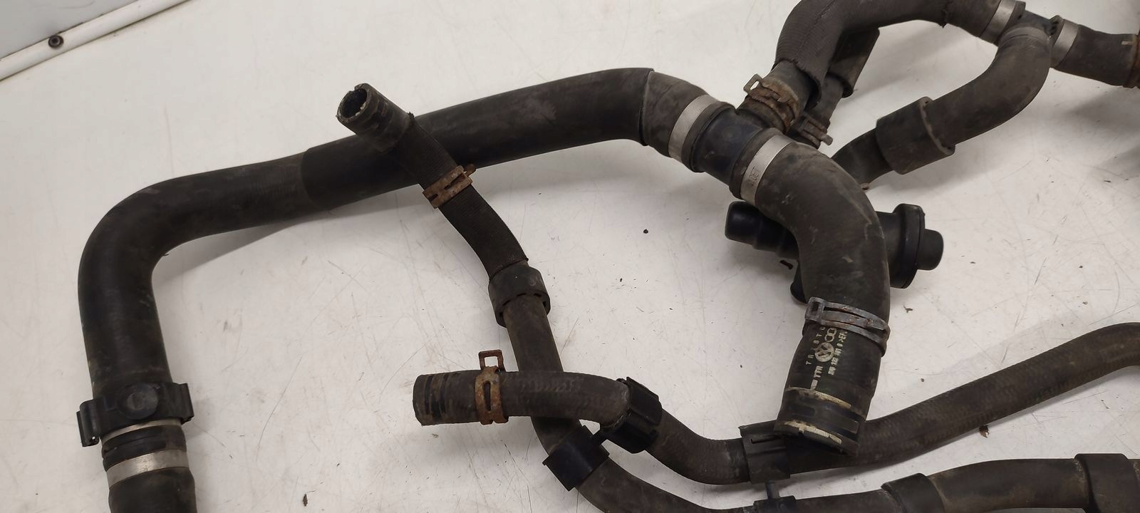 crijevo prijenos vode VW Crafter II 2,0 TDI