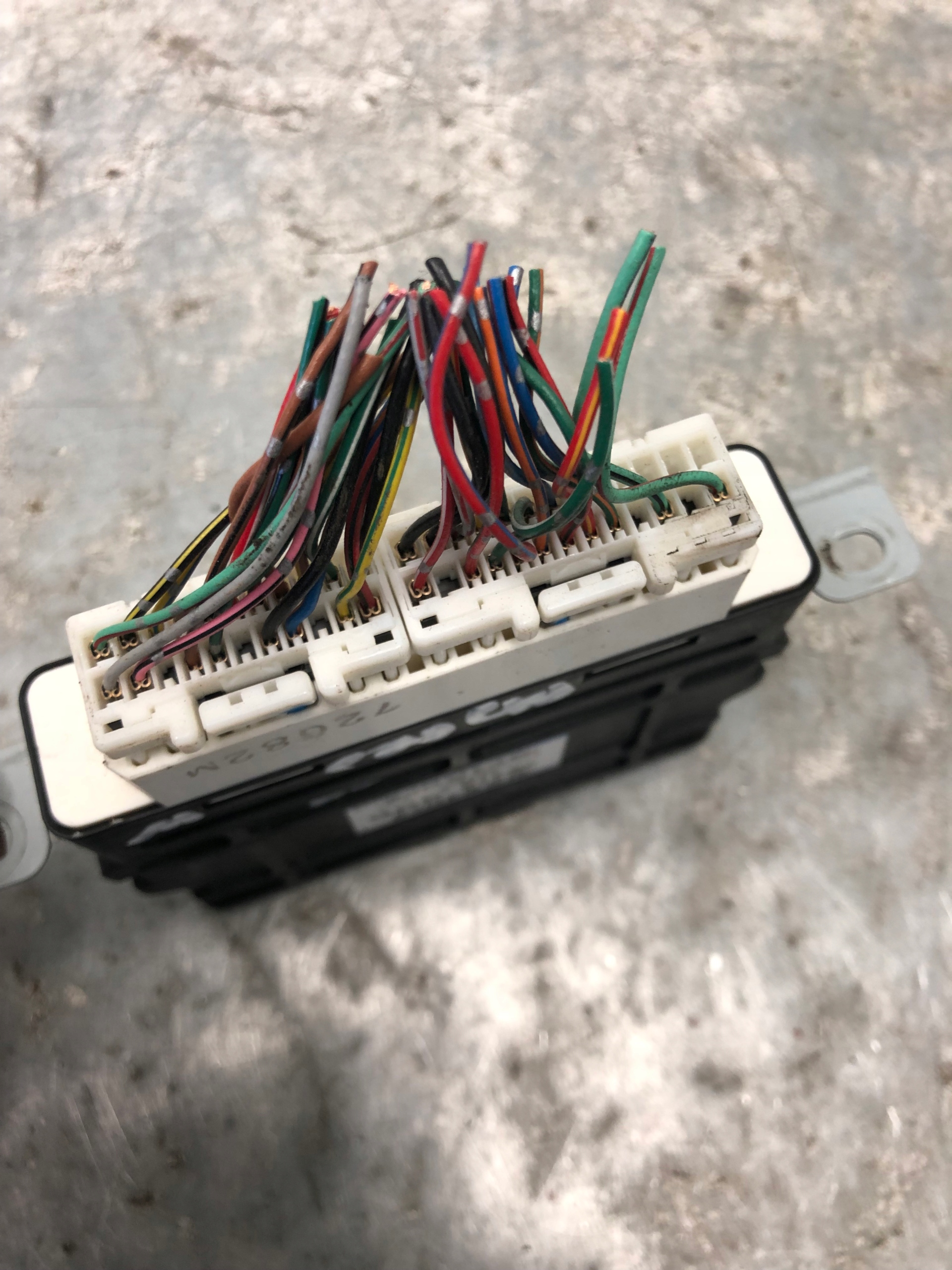 module control unit MITSUBISHI PAJERO IV 8631A356