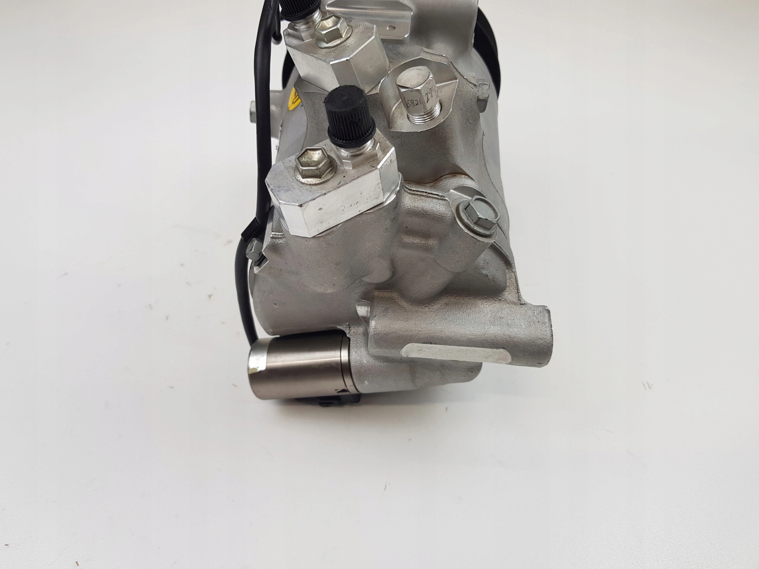 компрессор кондиционера volkswagen Audi A8 D5 4N0816551B