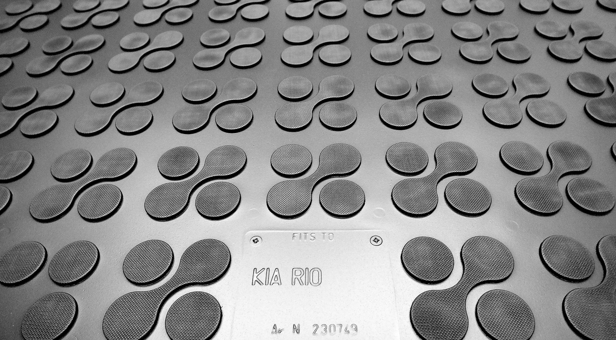 Kia Rio IV 2016-2023 hatchback przed i po liftingu górna podłoga mata guma EAN (GTIN) 5901165214477
