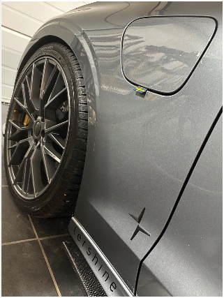 VOLVO POLESTAR R DESIGN FLAGA SZWECJI EMBLEMAT EAN (GTIN) 4749444589639