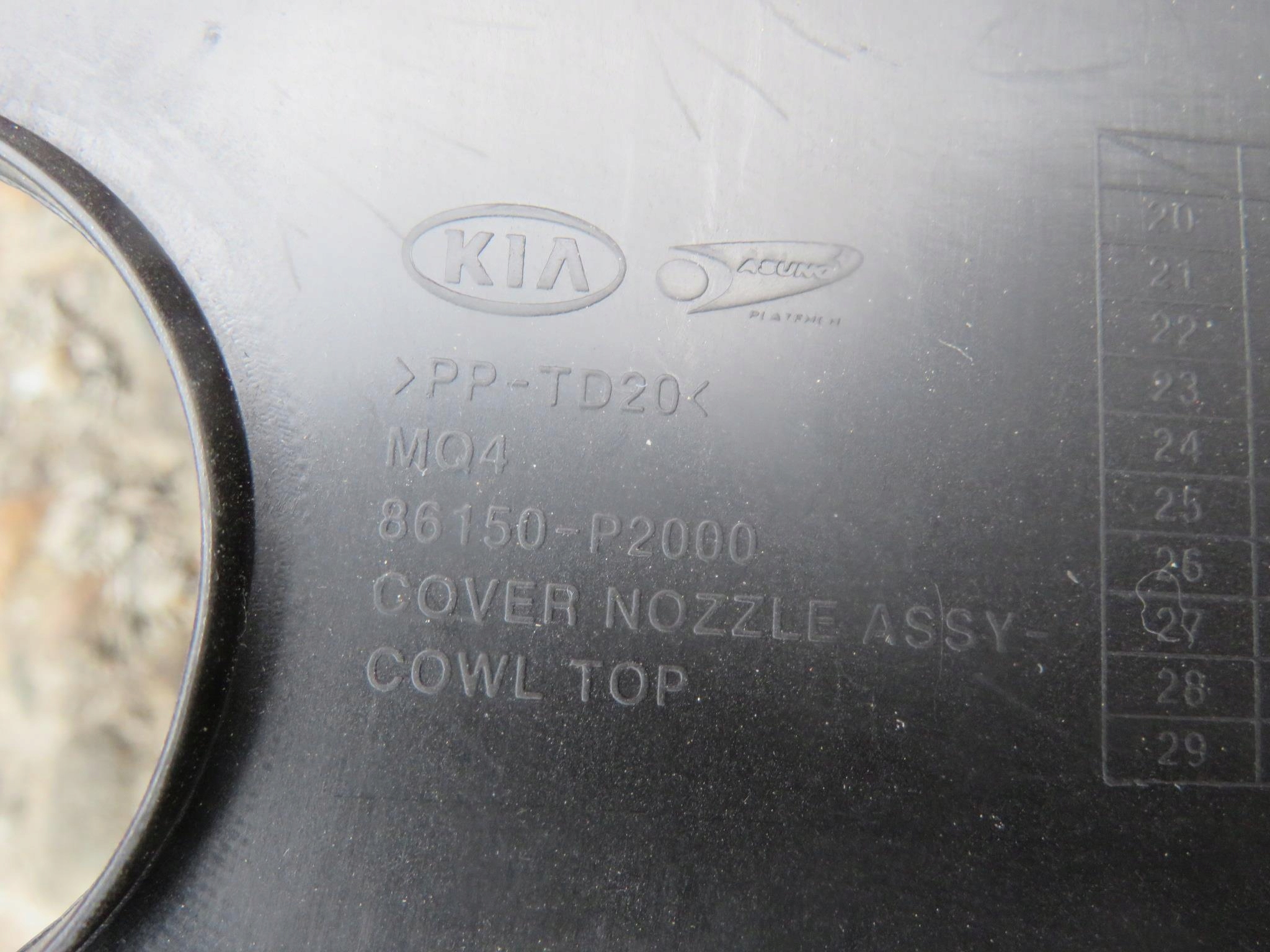 PODSZYBIE KIA SORENTO IV 86150P2000 Typ samochodu Samochody osobowe