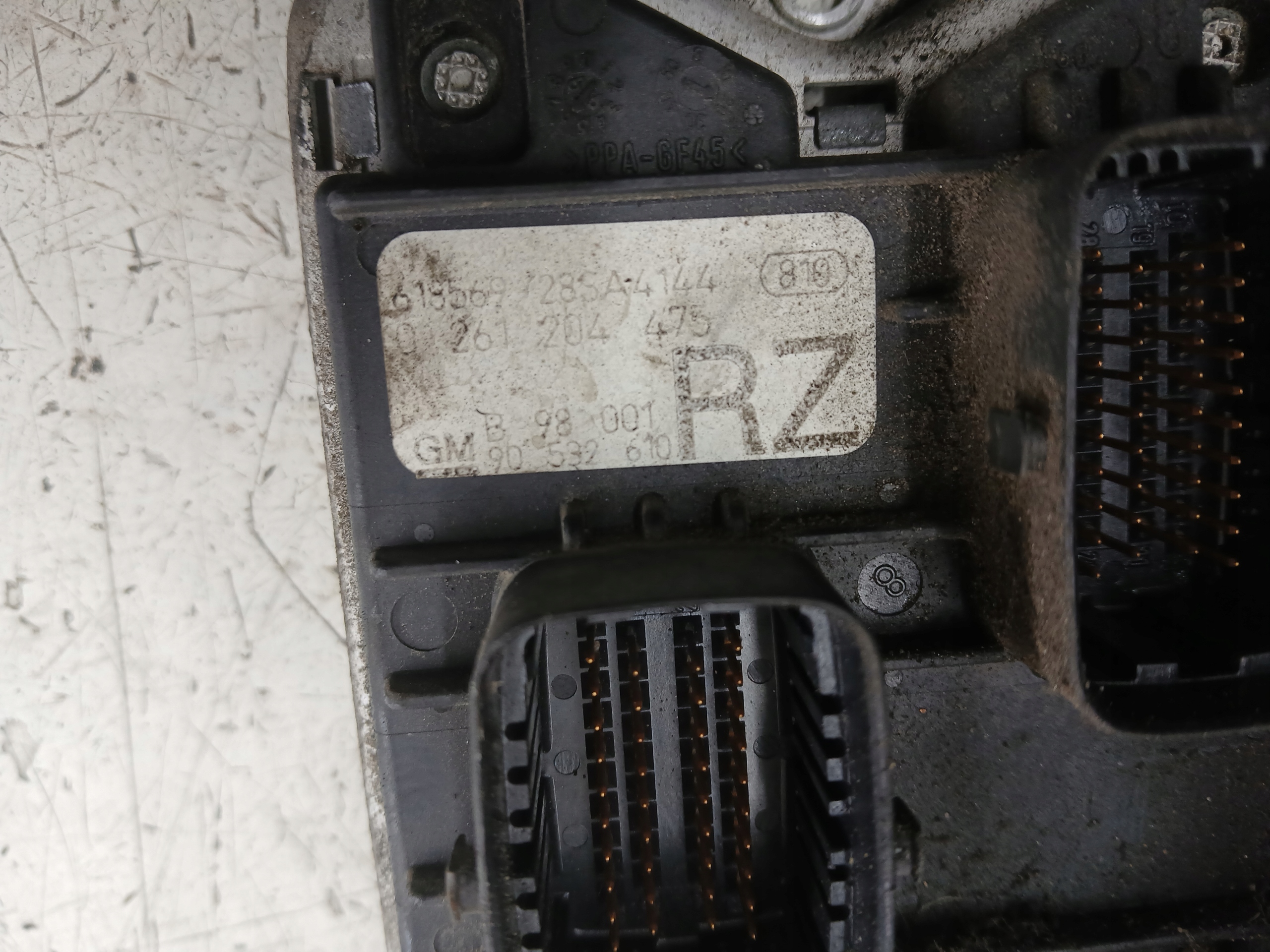 OPEL CORSA B 1.2 control unit of the engine 90532610