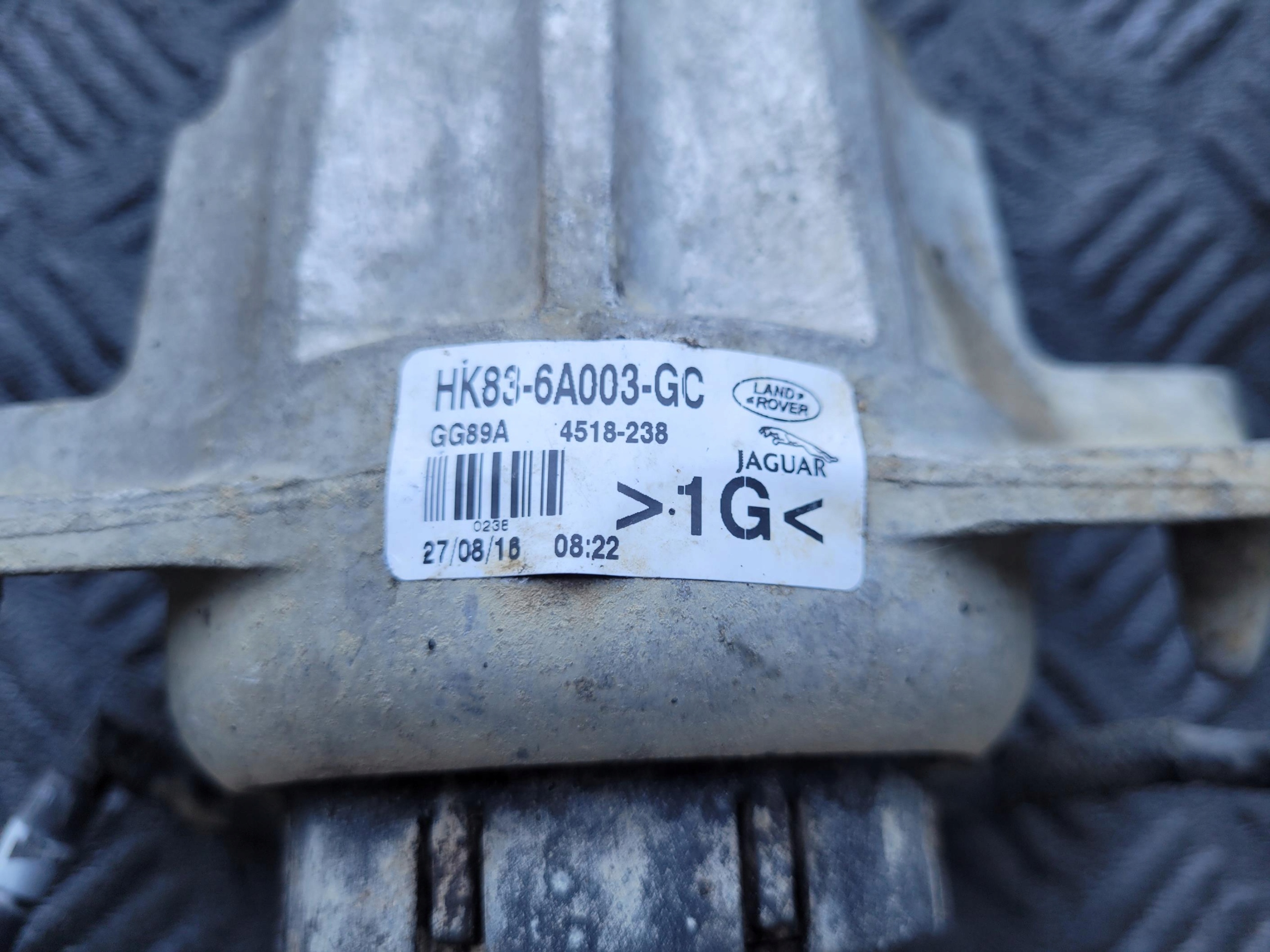 engine mount left right HK83-6A003-GC JAGUAR F-PACE X761 2.0 D