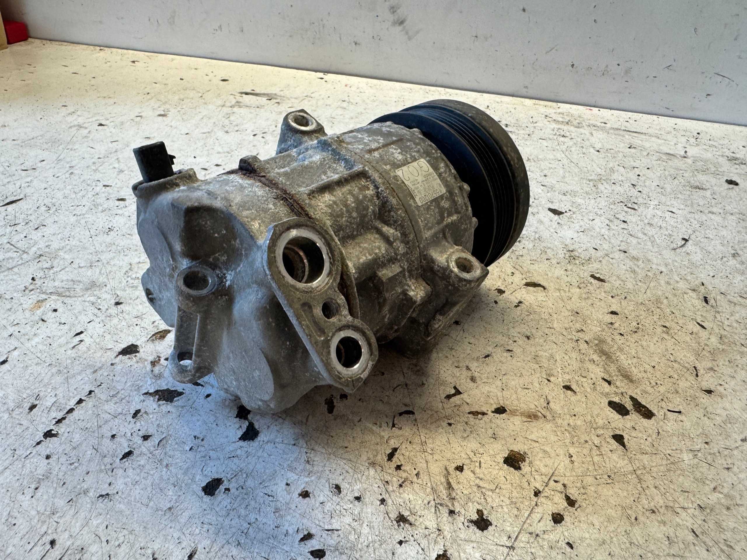 OPEL CORSA D E Klimakompressor klimaanlage 55701200 GQ2 1.2 1.4