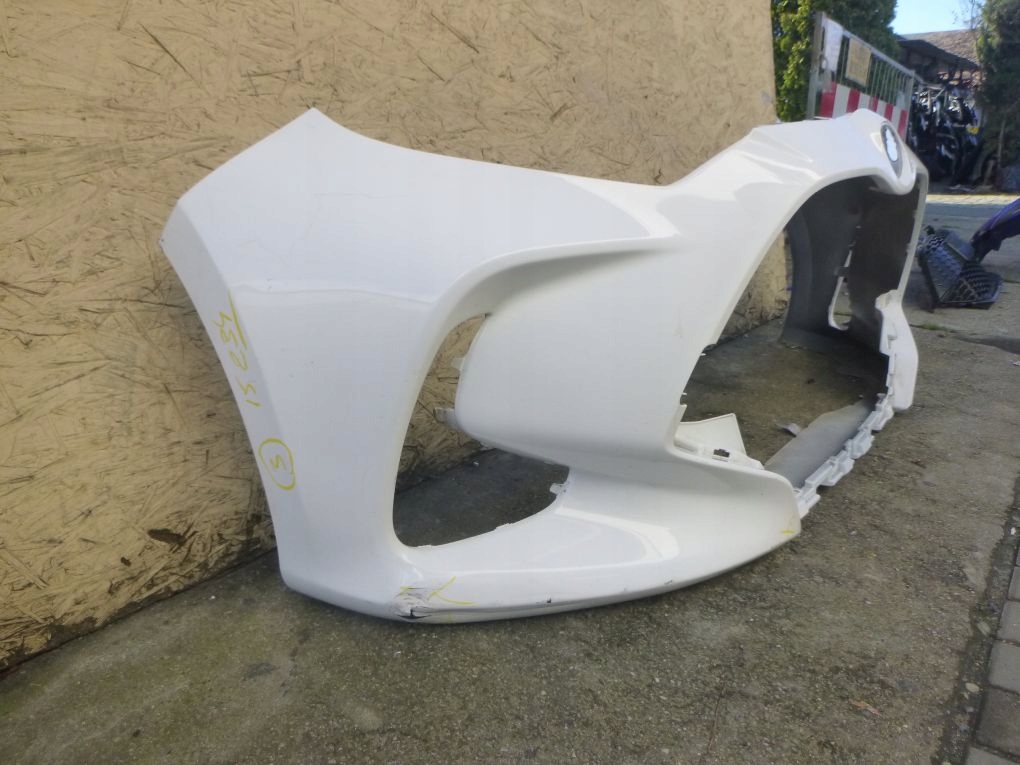 TOYOTA YARIS 4 IV 20- FRONTSTOSSSTANGE