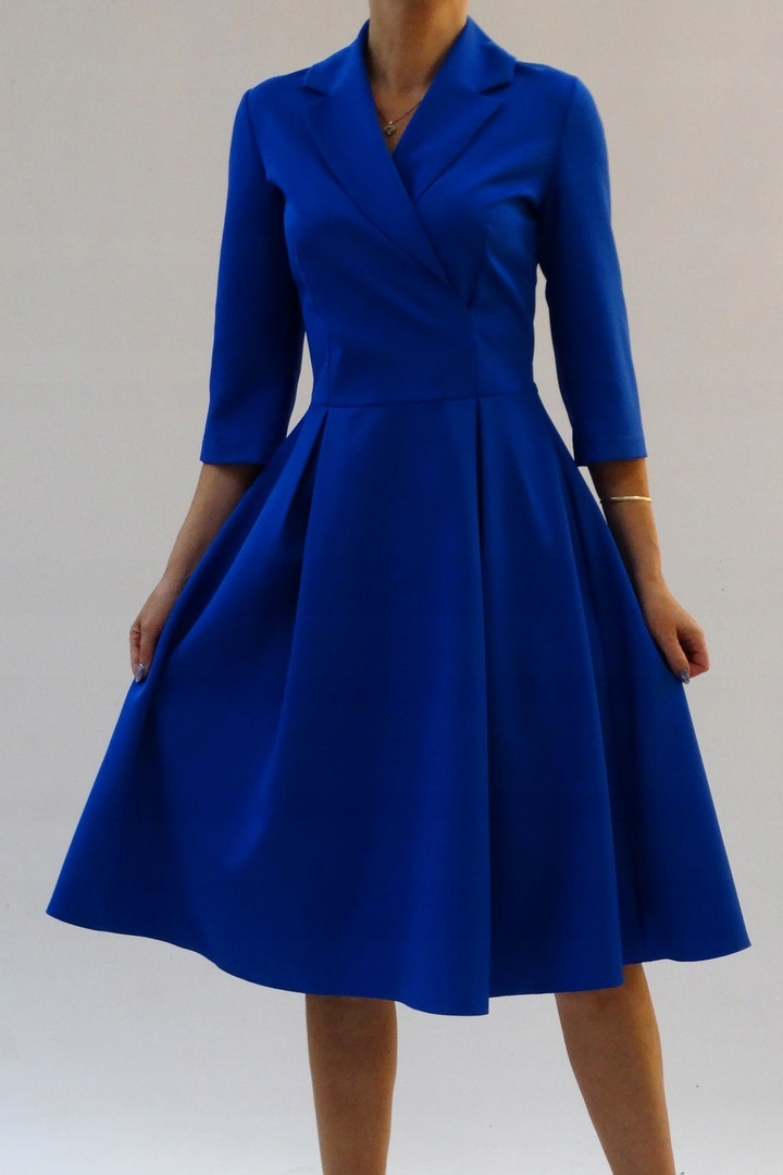 SUKIENKA Z KOŁNIERZEM -WESELE CHABER R.50 (34-54 Długość midi