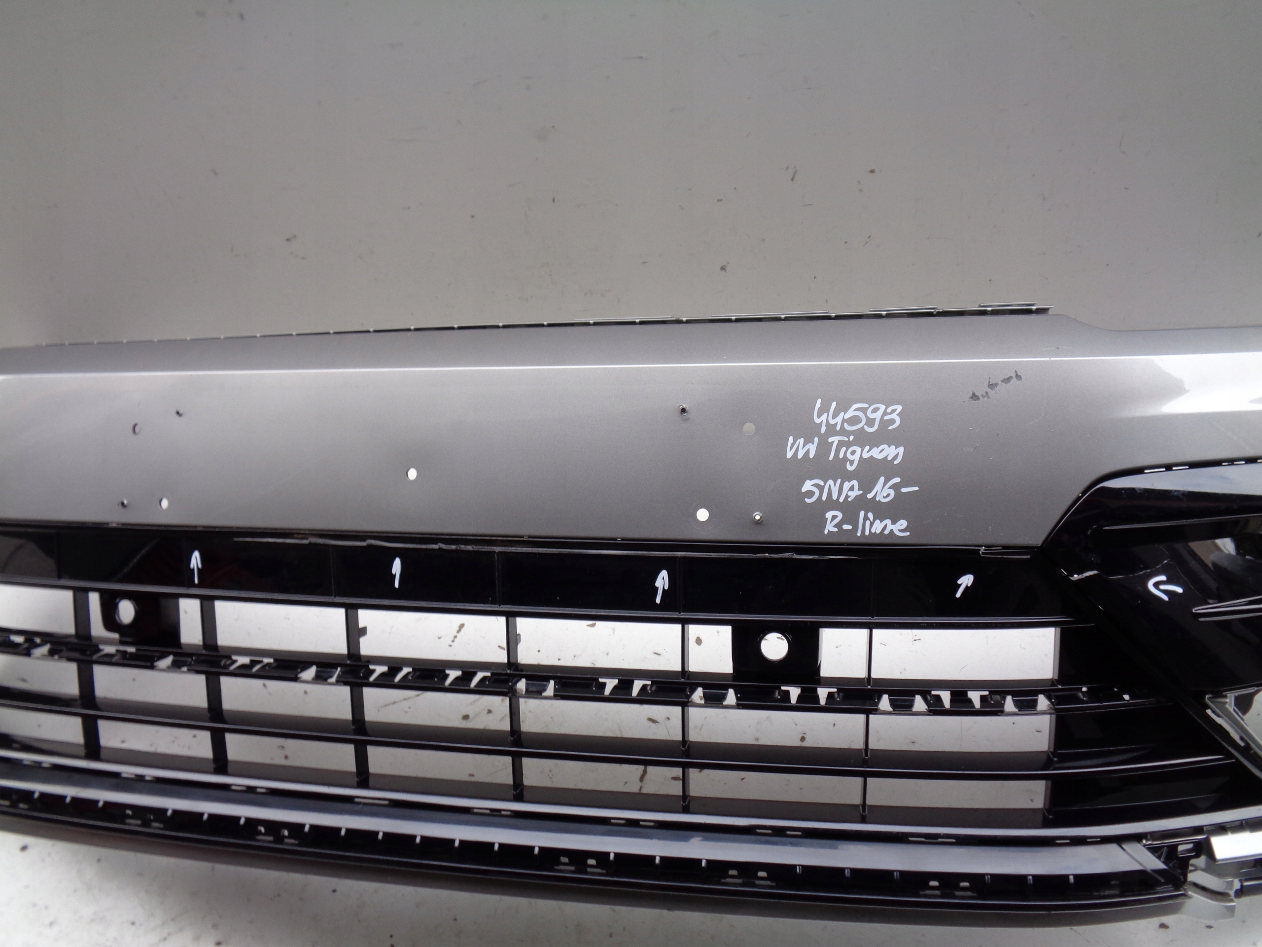 front bumper VW TIGUAN 5NA 16- R-LINE NR 44593