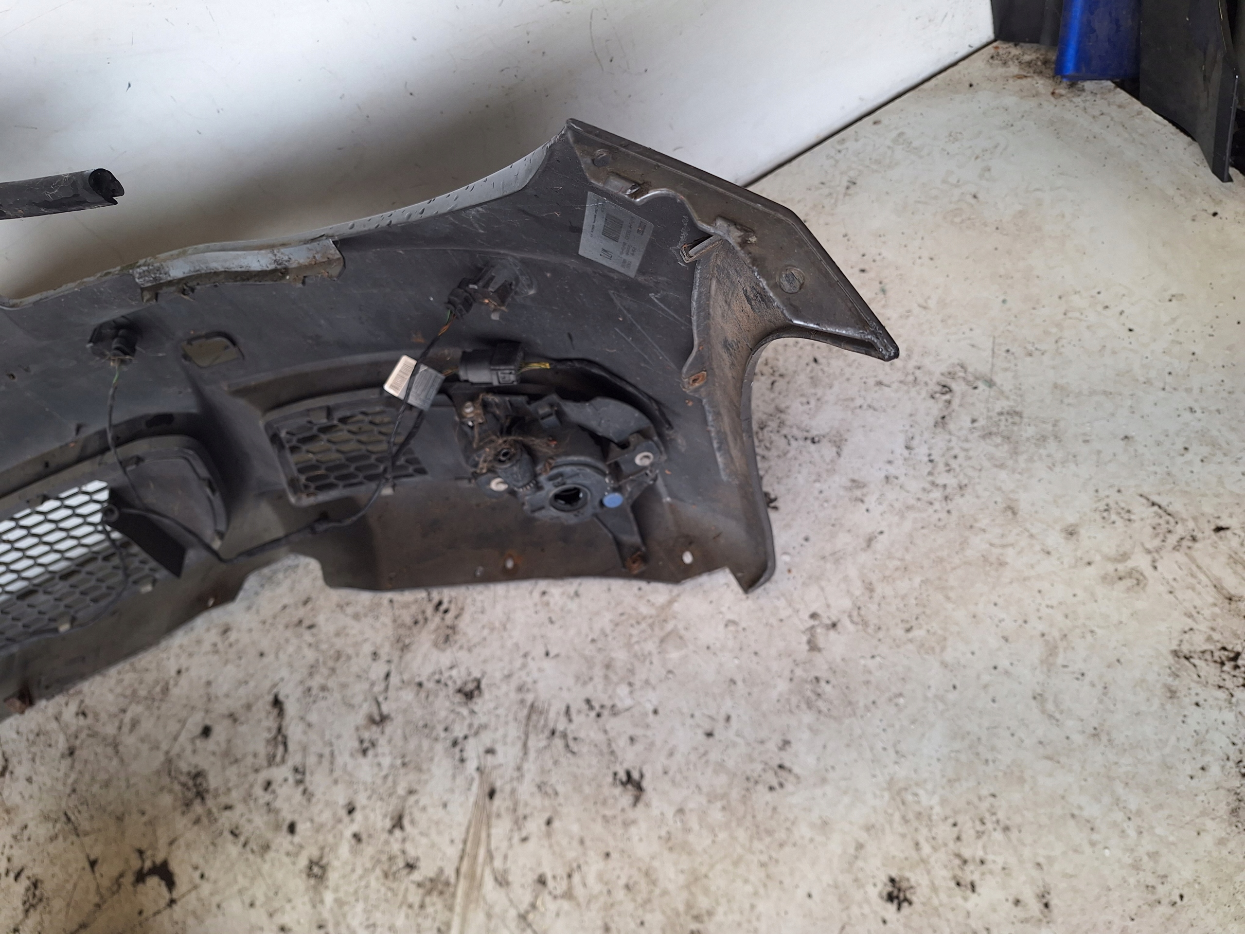 BMW and E82 E88 COUPE 04-12 bumper m-packet + PDC