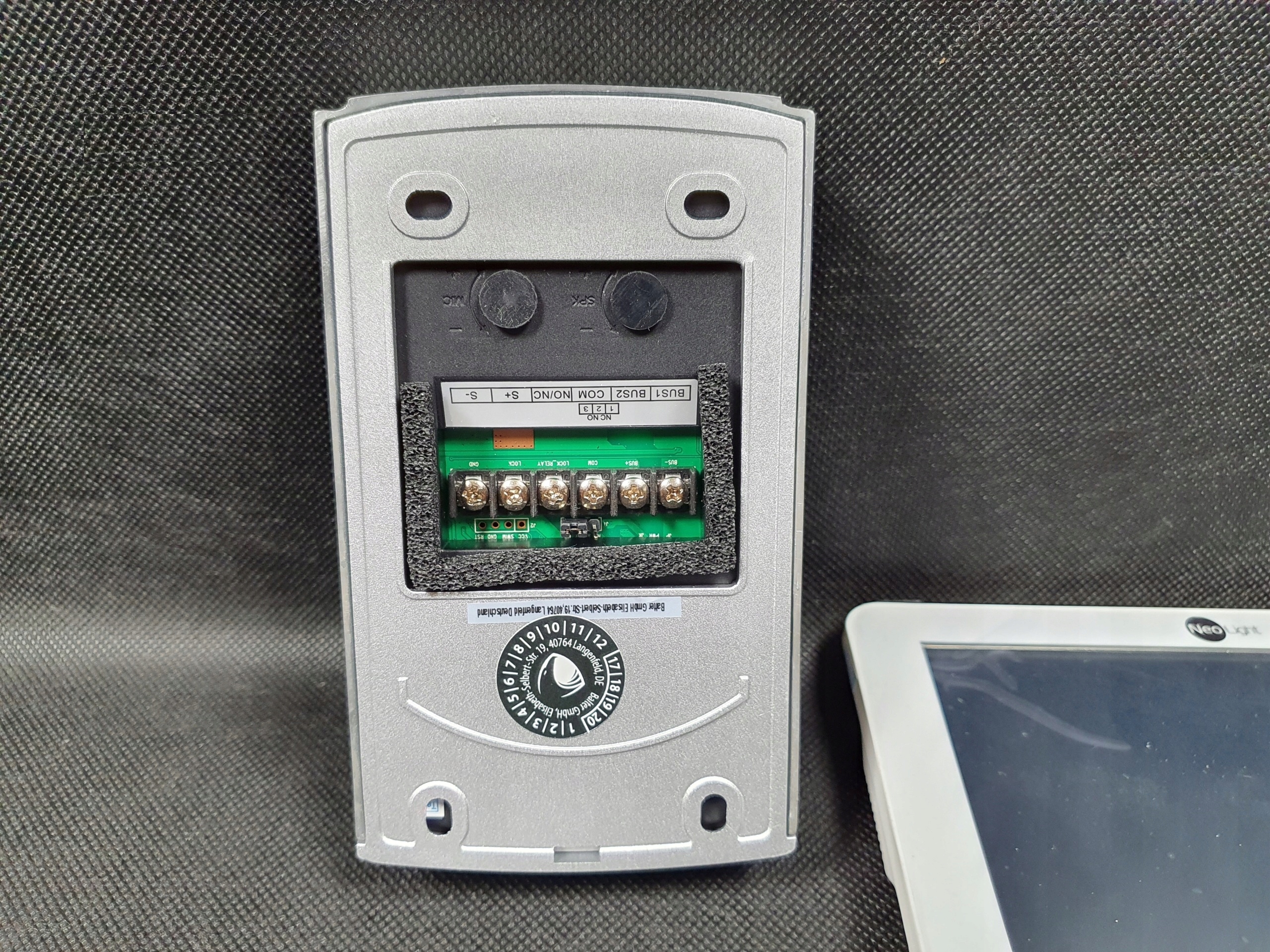 NEOLIGHT PORTA 7 WIDEODOMOFON HD 7CALI KAMERA 120° Rodzaj domofonu Jednorodzinny