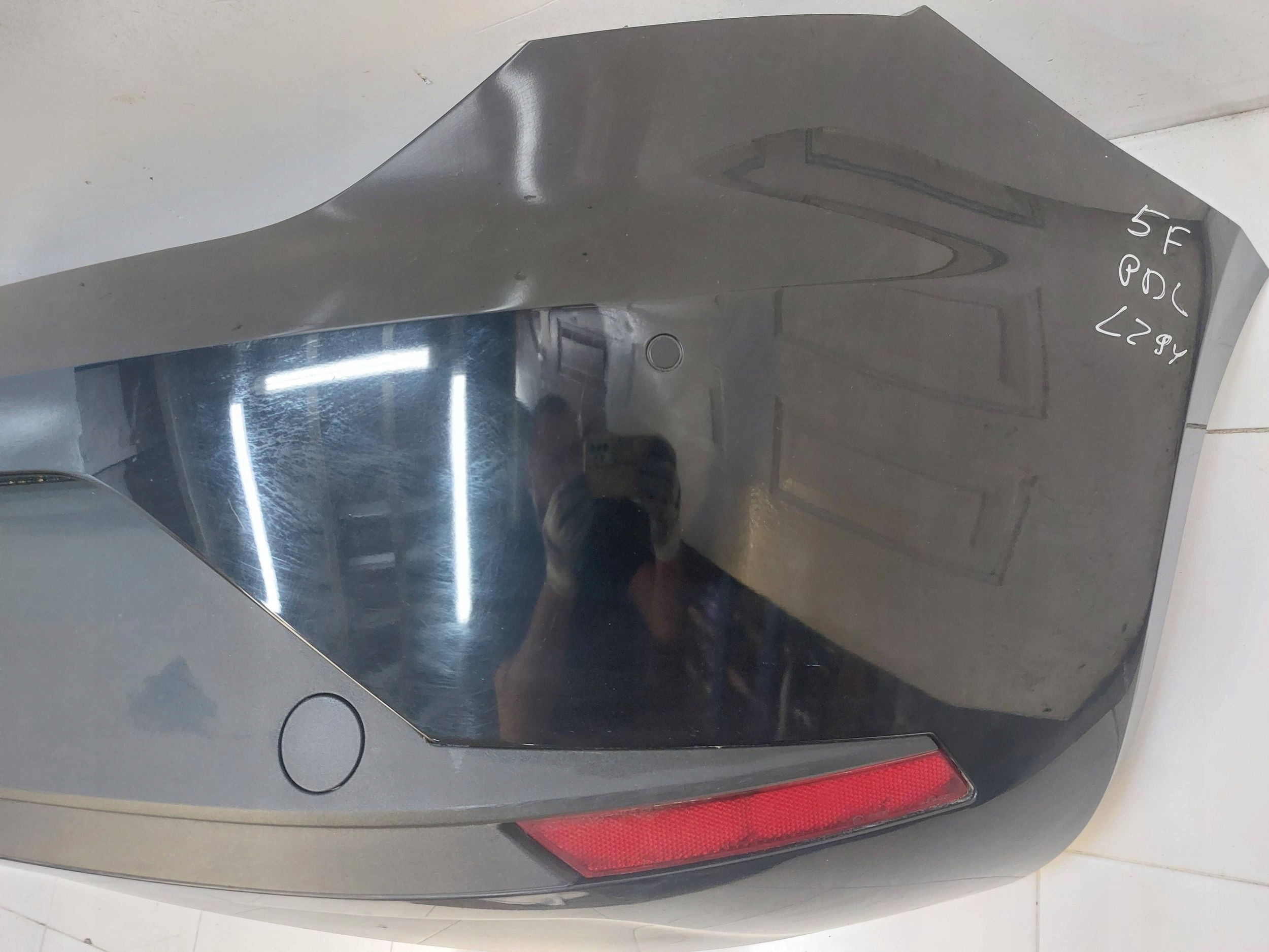 SEAT LEON III 3 5F HB FR bumper rear part PDC colour LZ9Y complete