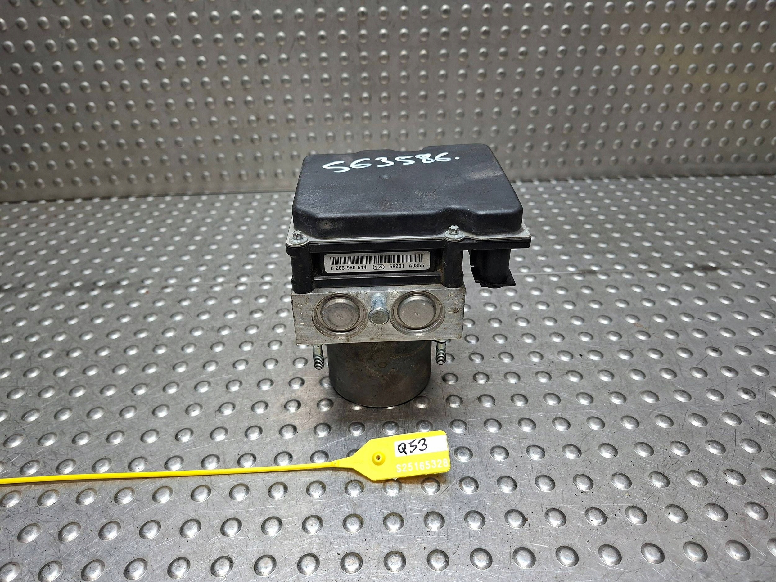 pump control unit ABS KIA CARNIVAL II 05- 58920-4D300 0265950614