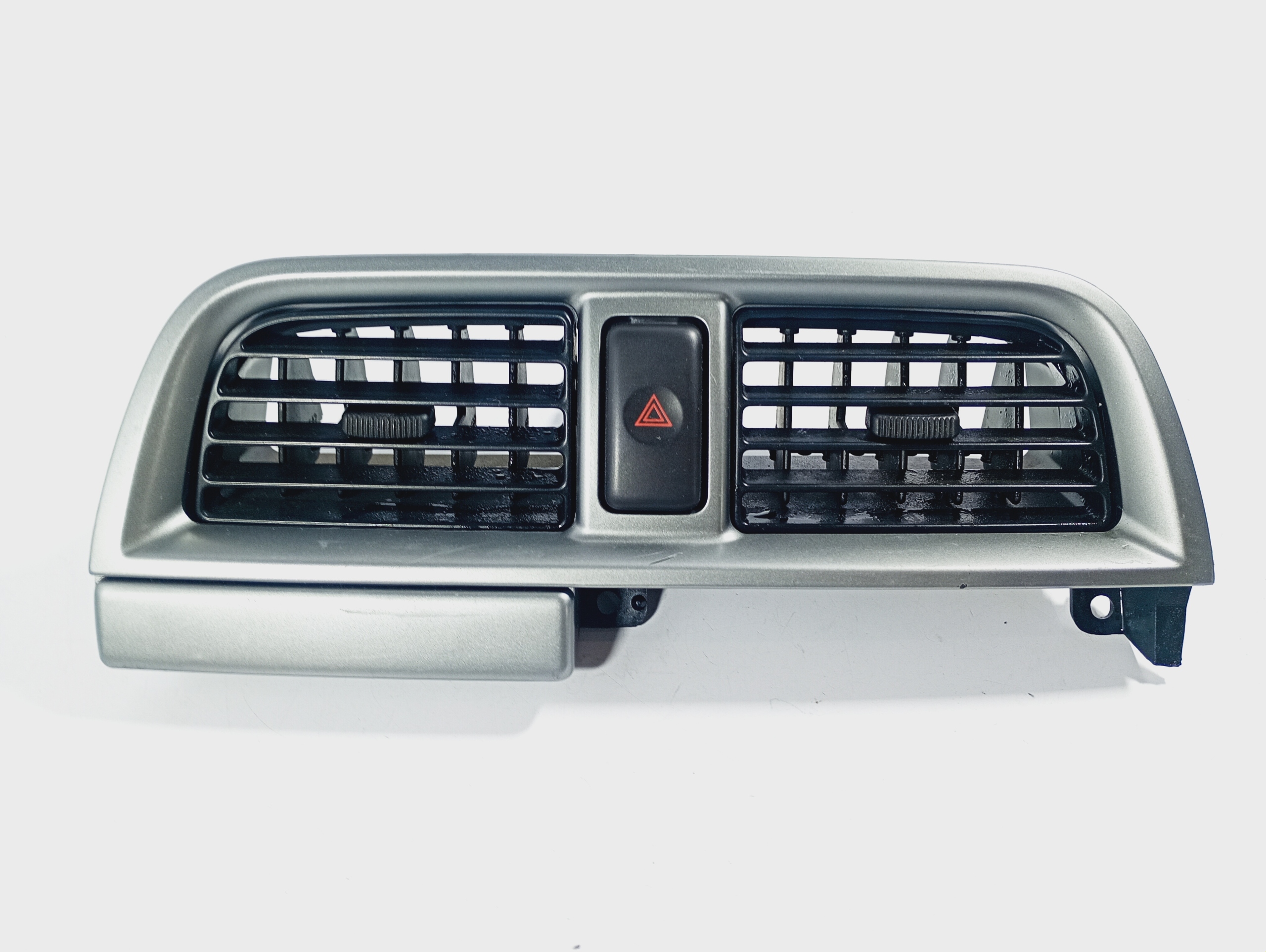 grid air conditioning devices central OE E5615161100 Subaru Impreza 2 II 07-11