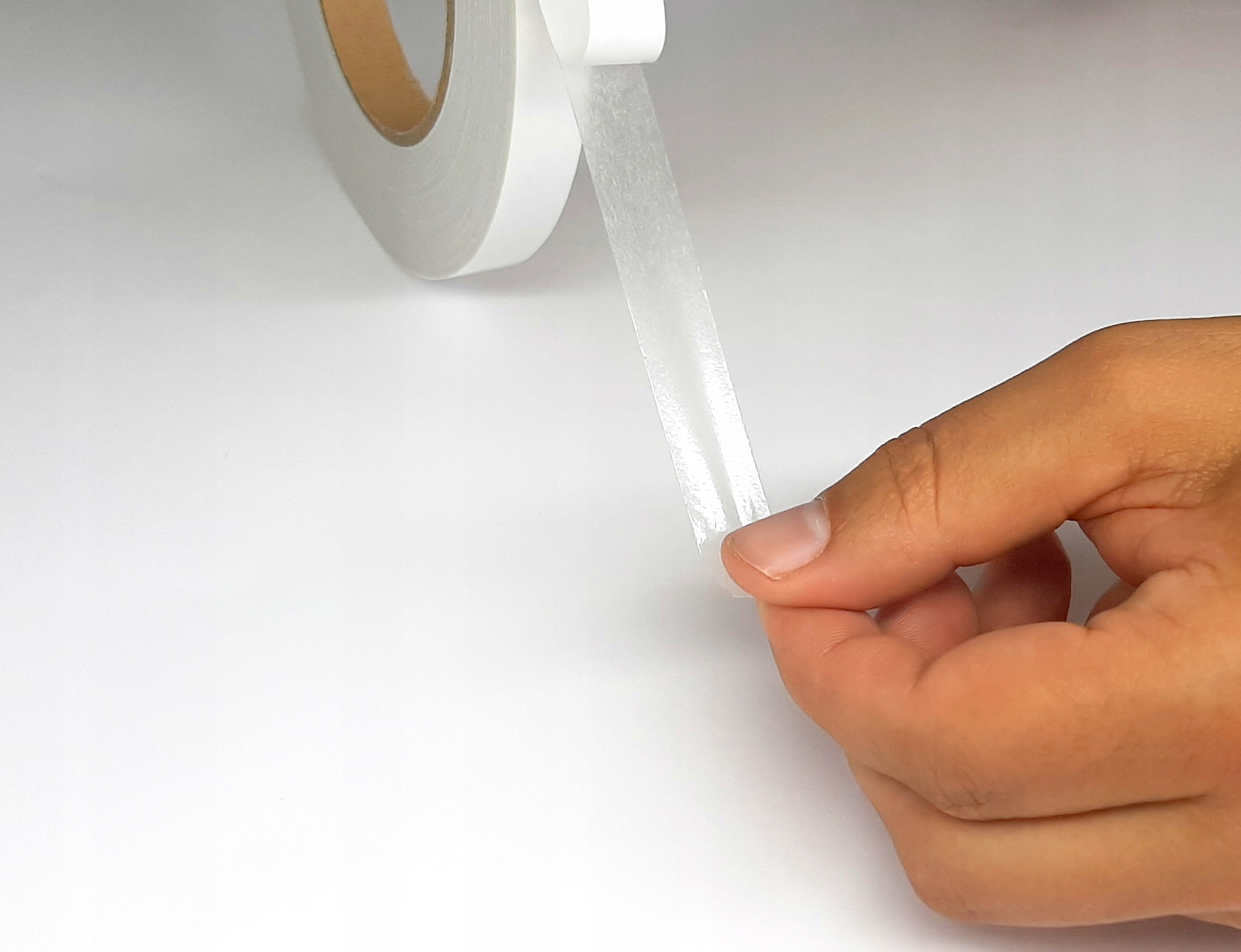 Taśma fizelinowa maszynowa 15mm/300m do kalendarzy Kod producenta 2W1500.0015/300*