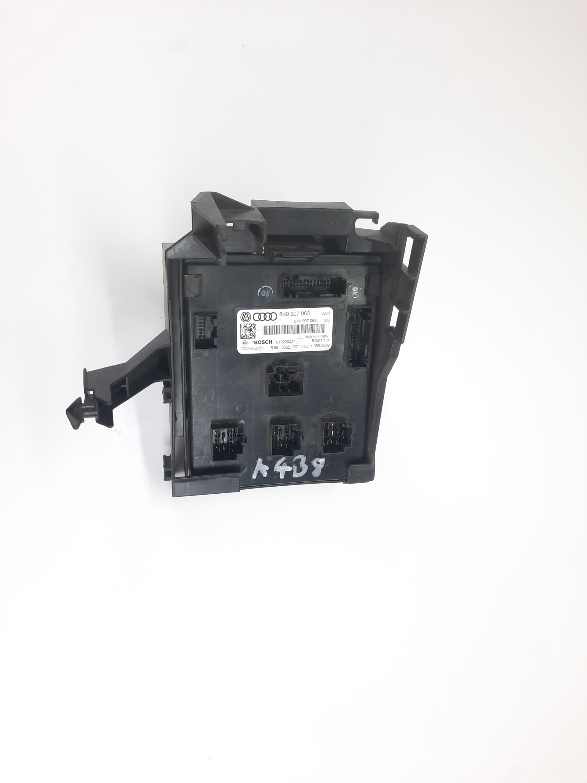 блок комфорта BCM Audi A4 B8 Q5 A5 8K0907063