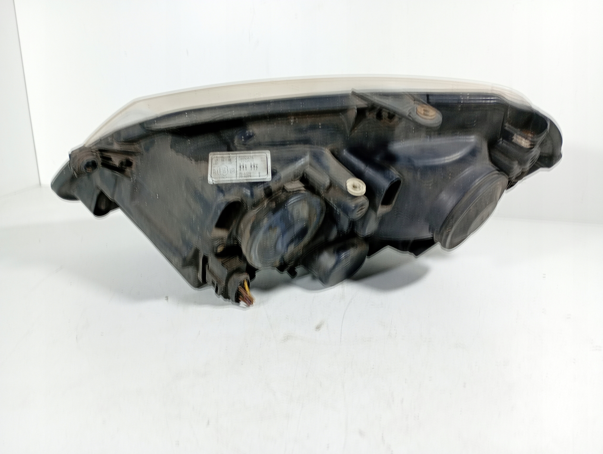 VW POLO N9 9N LIFT 06-09 REFLEKTOR right front light right front front