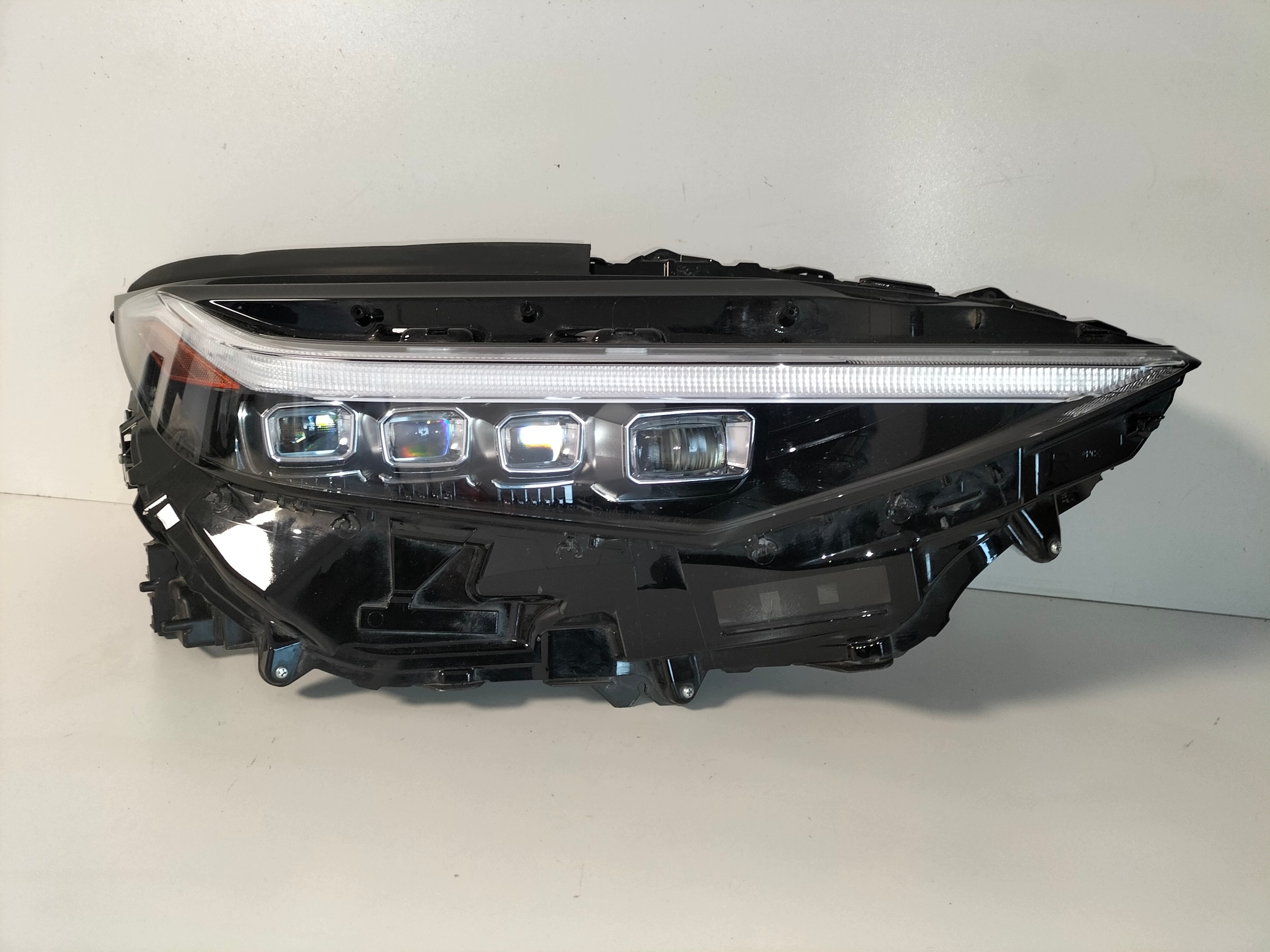 light front reflektor right TOYOTA BZ4X EA10 22- FULL LED soczewki