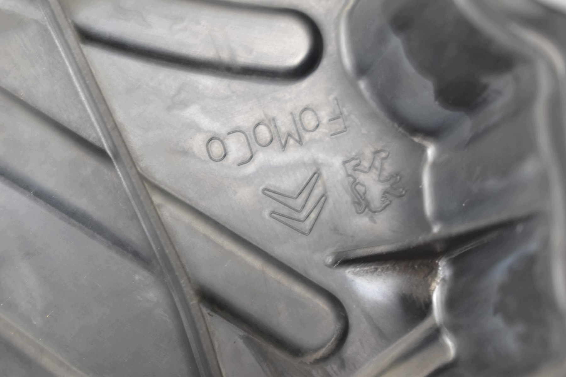olejová vana PEUGEOT CITROEN OPEL TOYOTA 2.0 BLUEHDI 9801258280