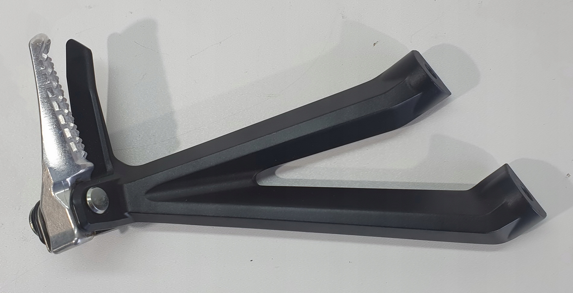 Комплект підніжки задній правий для Honda CB 1000R SC80 18-22R