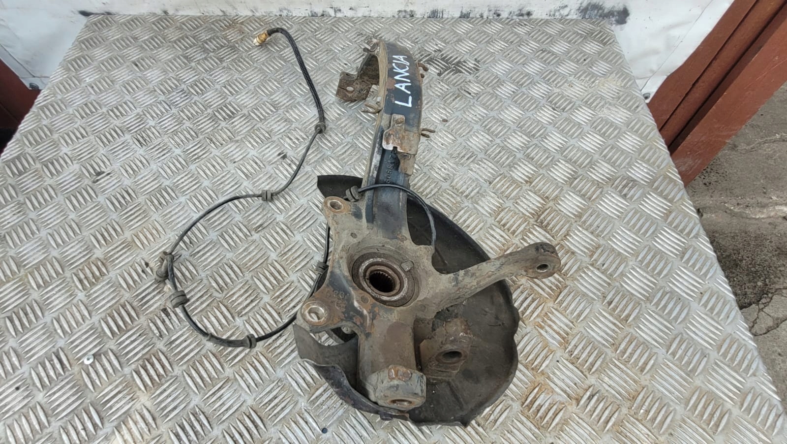 LANCIA THESIS otoč pravá předek