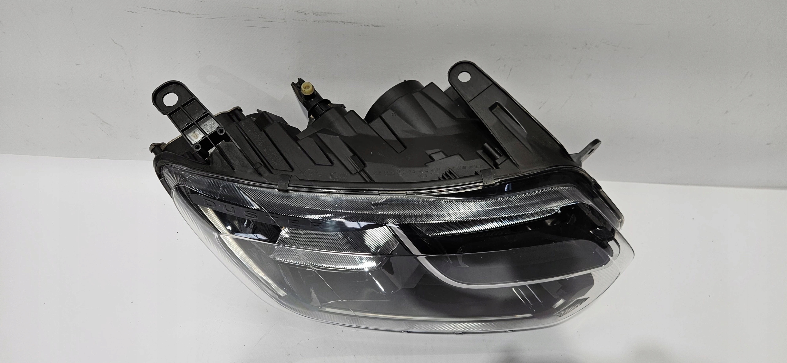 light right front LED DACIA DUSTER II 17- original 260101133R