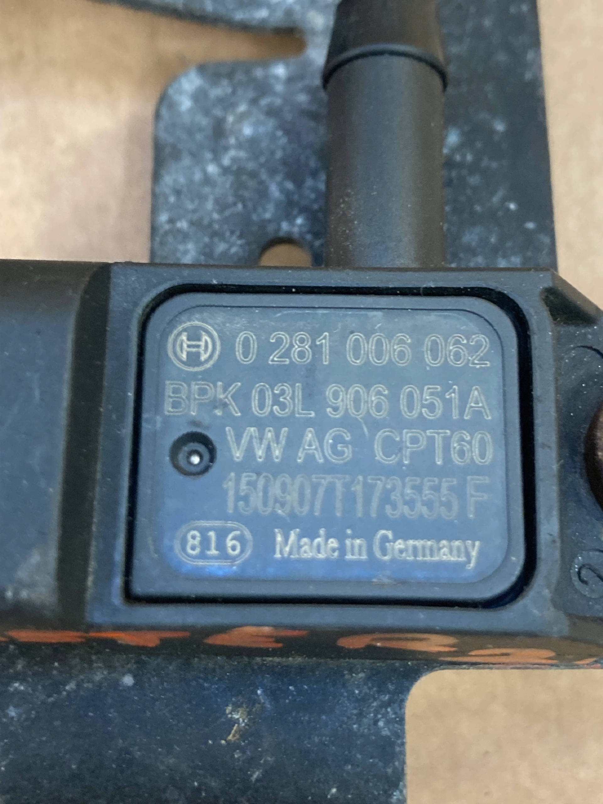 VW CRAFTER 2.0 TDI 12- ABGASDRUCK SENSOR HALTER