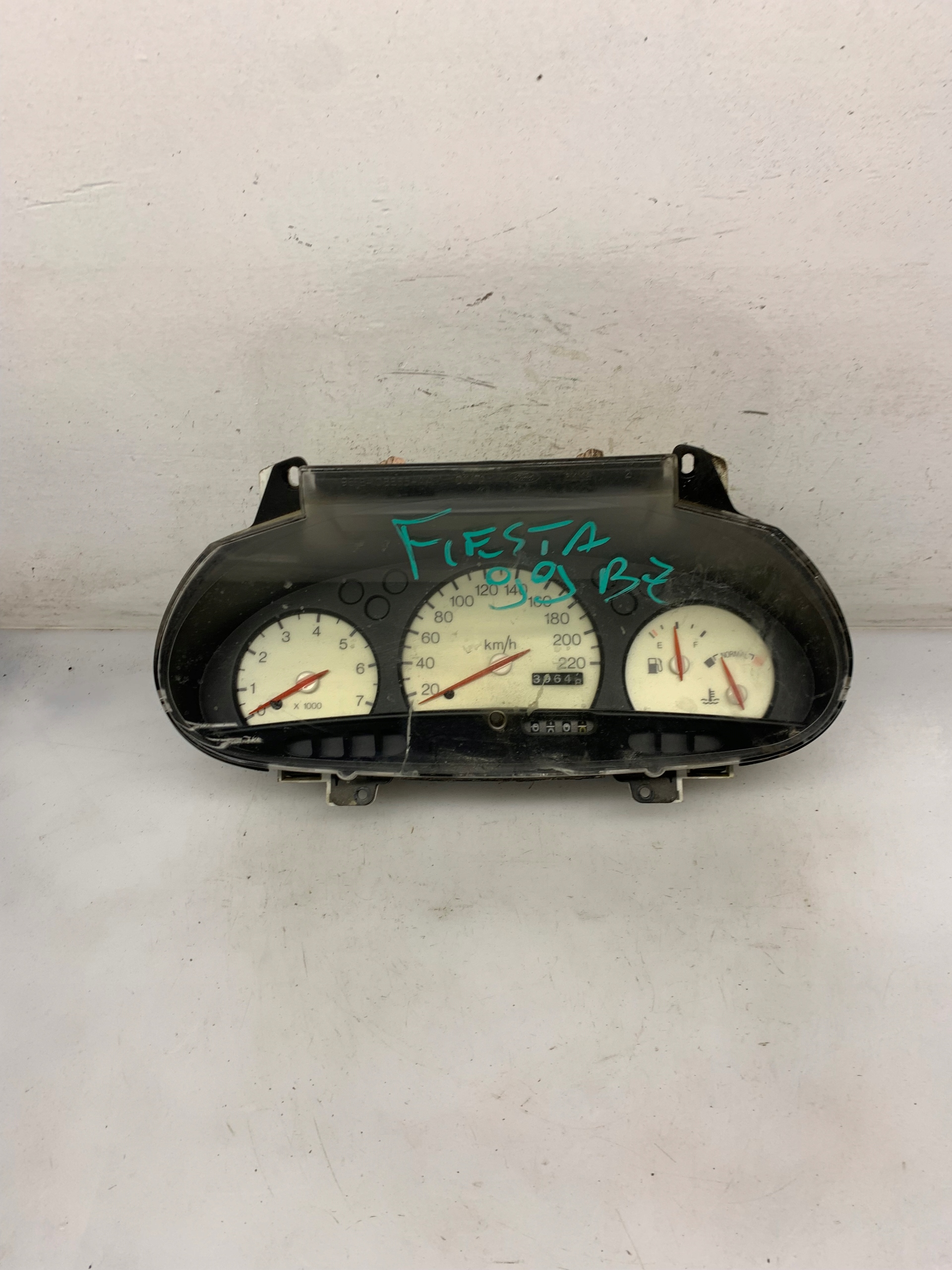 dials PREDKOSCIOMERZ FORD ESCORT 96FB-10838-AA